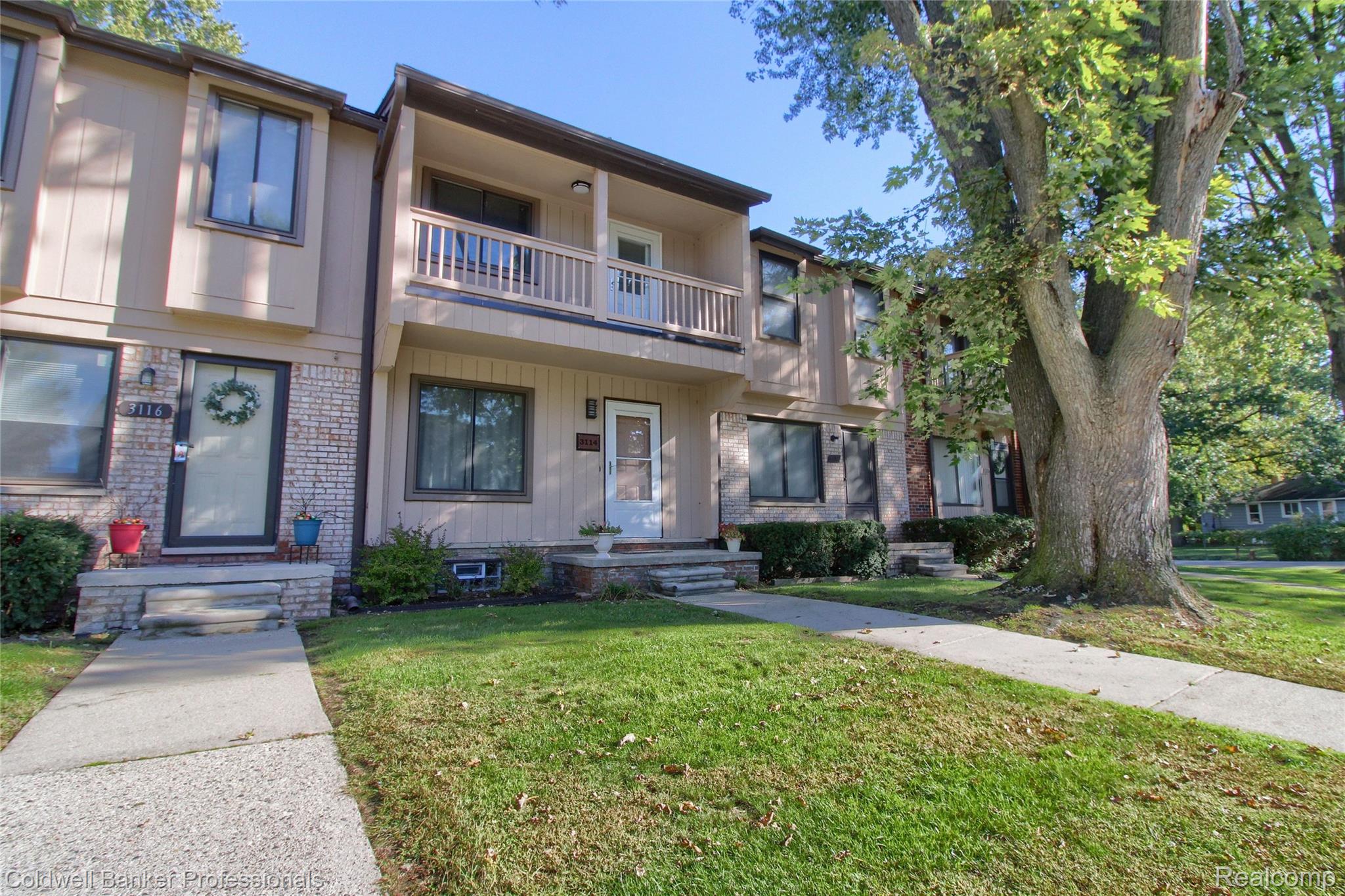 Summers Rd, Keego Harbor, MI 48320 #1
