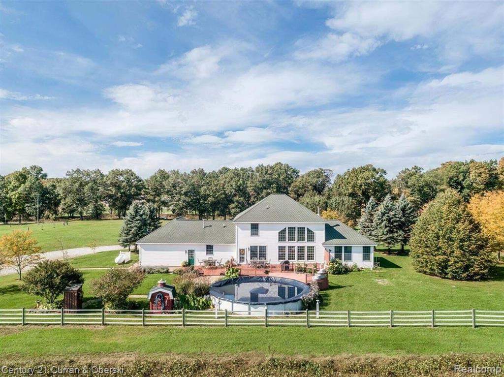 Jackson, Michigan, 49201, United States, 4 Bedrooms Bedrooms, ,3 BathroomsBathrooms,Residential,For Sale,1980498