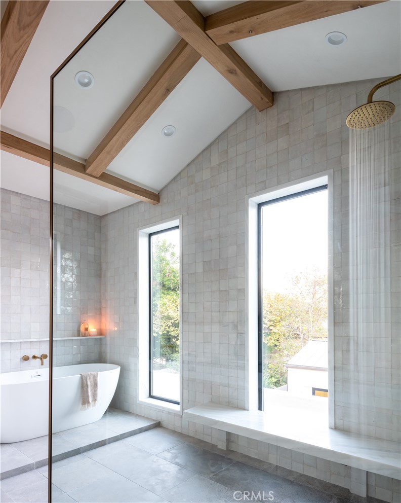 Sherman Oaks, California, 91423, United States, 6 Bedrooms Bedrooms, ,7 BathroomsBathrooms,Residential,For Sale,1990929