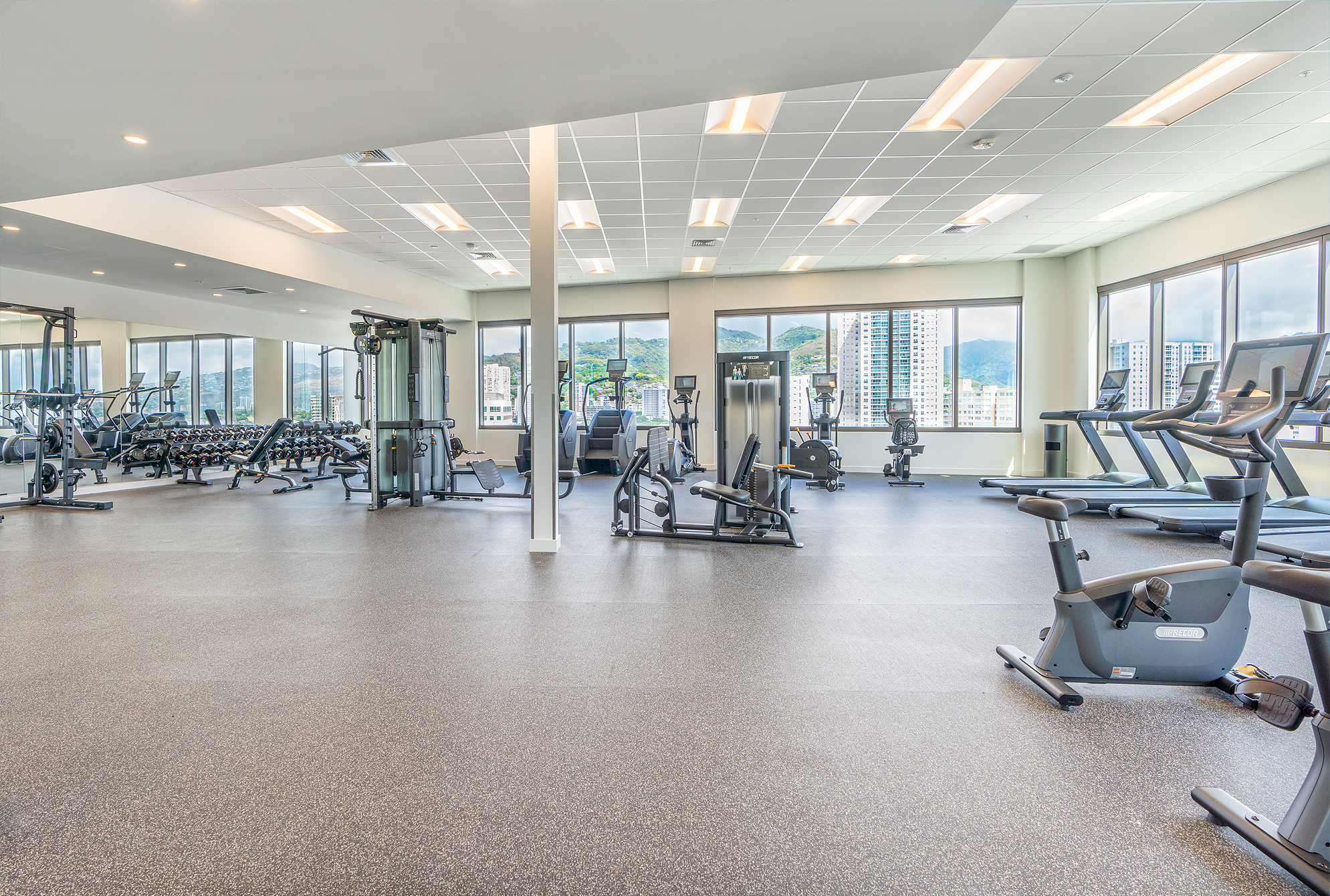 Honolulu, Hawaii, 96814, United States, 2 Bedrooms Bedrooms, ,2 BathroomsBathrooms,Residential,For Sale,2005492