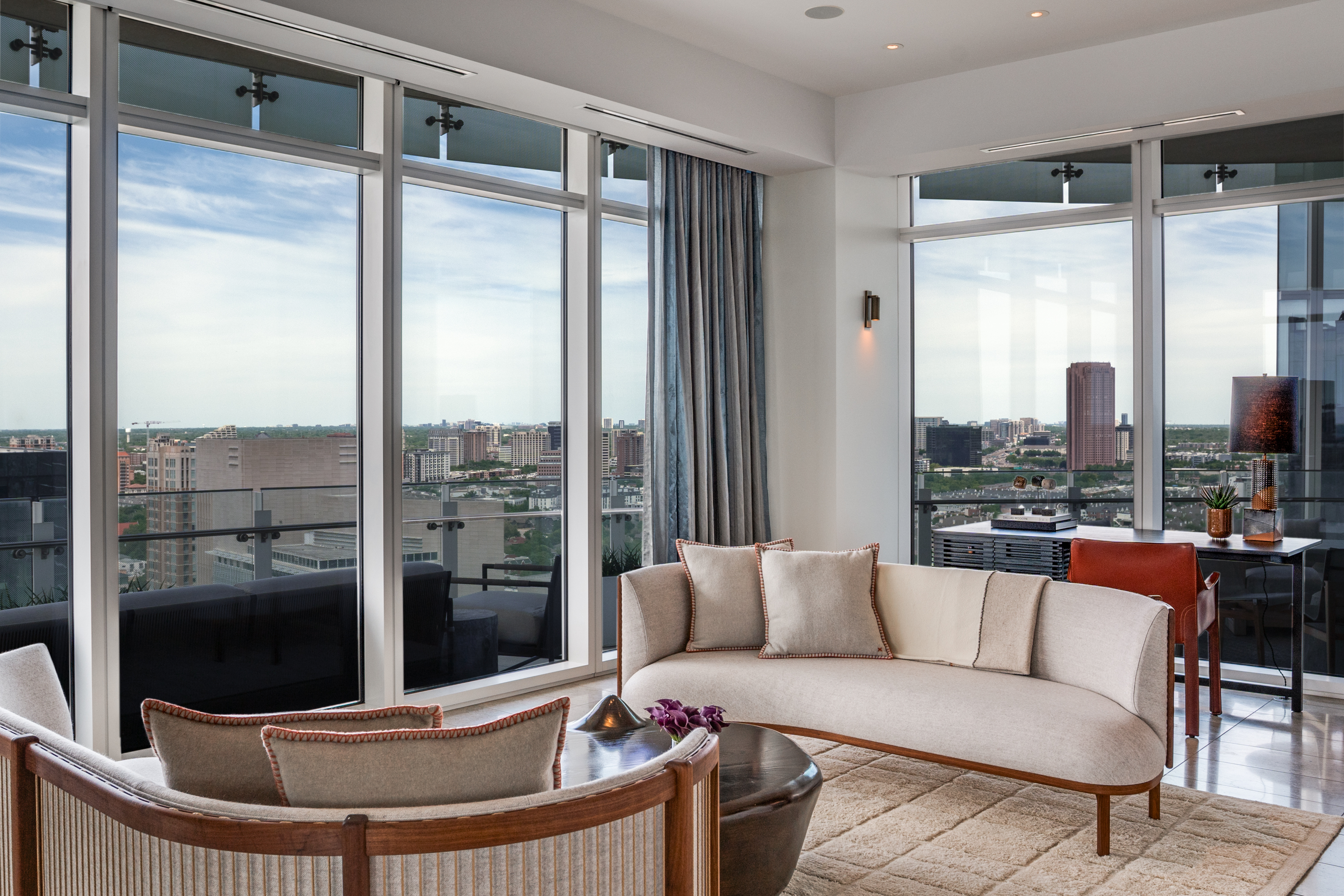  Timeless Elegance with Panoramic Dallas Views - 物件實景