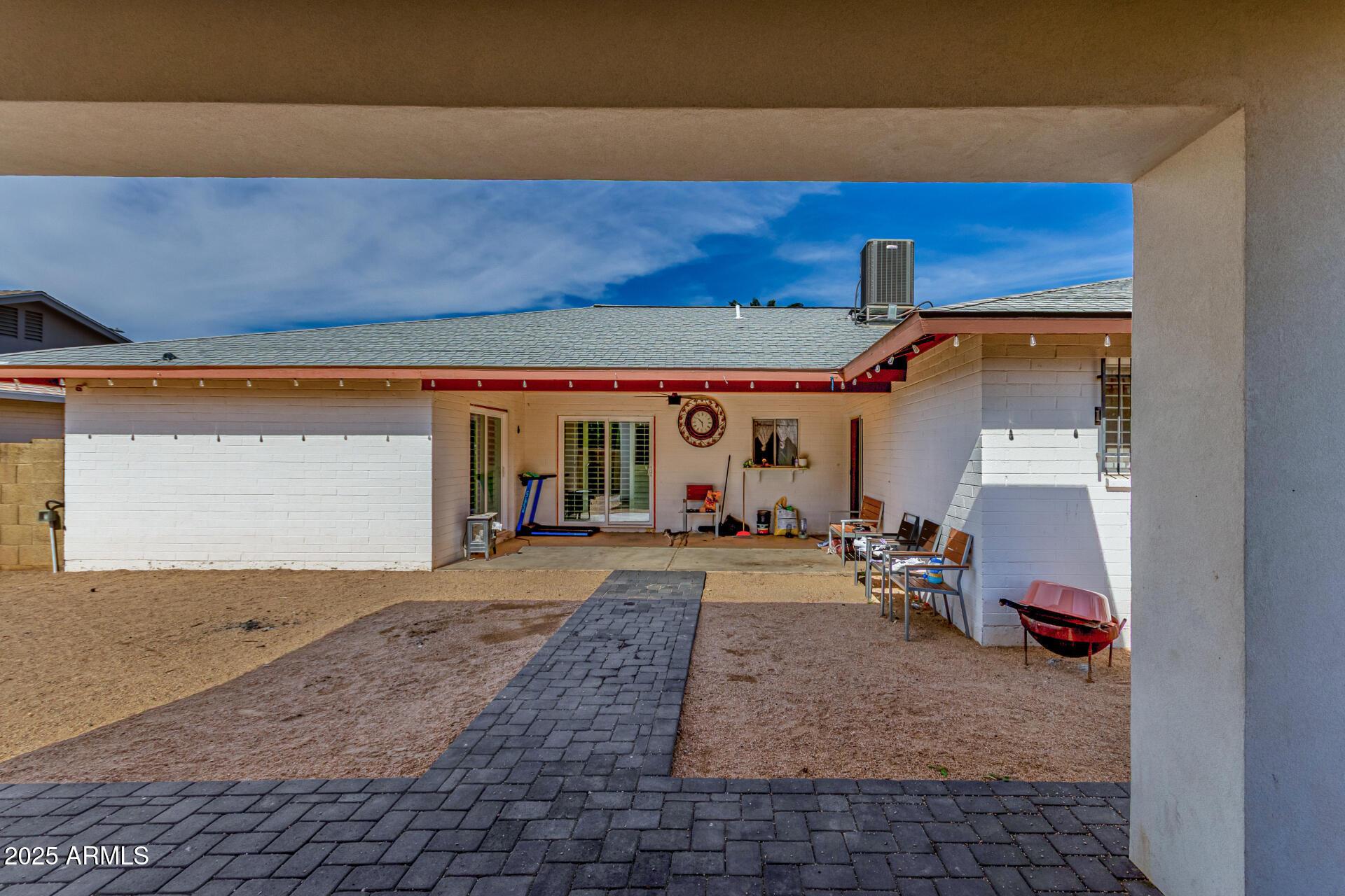 Phoenix, Arizona, 85051, United States, 5 Bedrooms Bedrooms, ,2 BathroomsBathrooms,Residential,For Sale,1987441