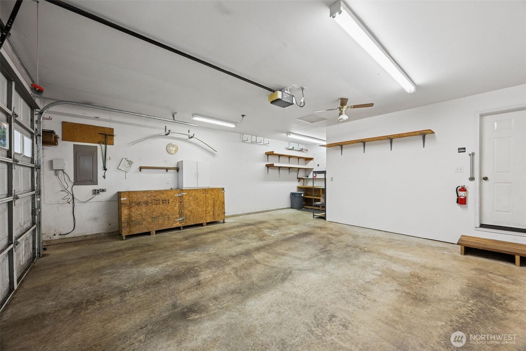 SHELTON, Washington, 98584, United States, 3 Bedrooms Bedrooms, ,2 BathroomsBathrooms,Residential,For Sale,2003420