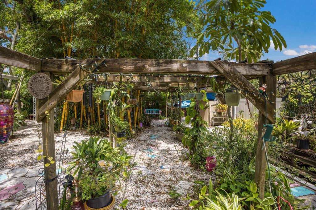 Sarasota, Florida, 34234, United States, 3 Bedrooms Bedrooms, ,2 BathroomsBathrooms,Residential,For Sale,1805099