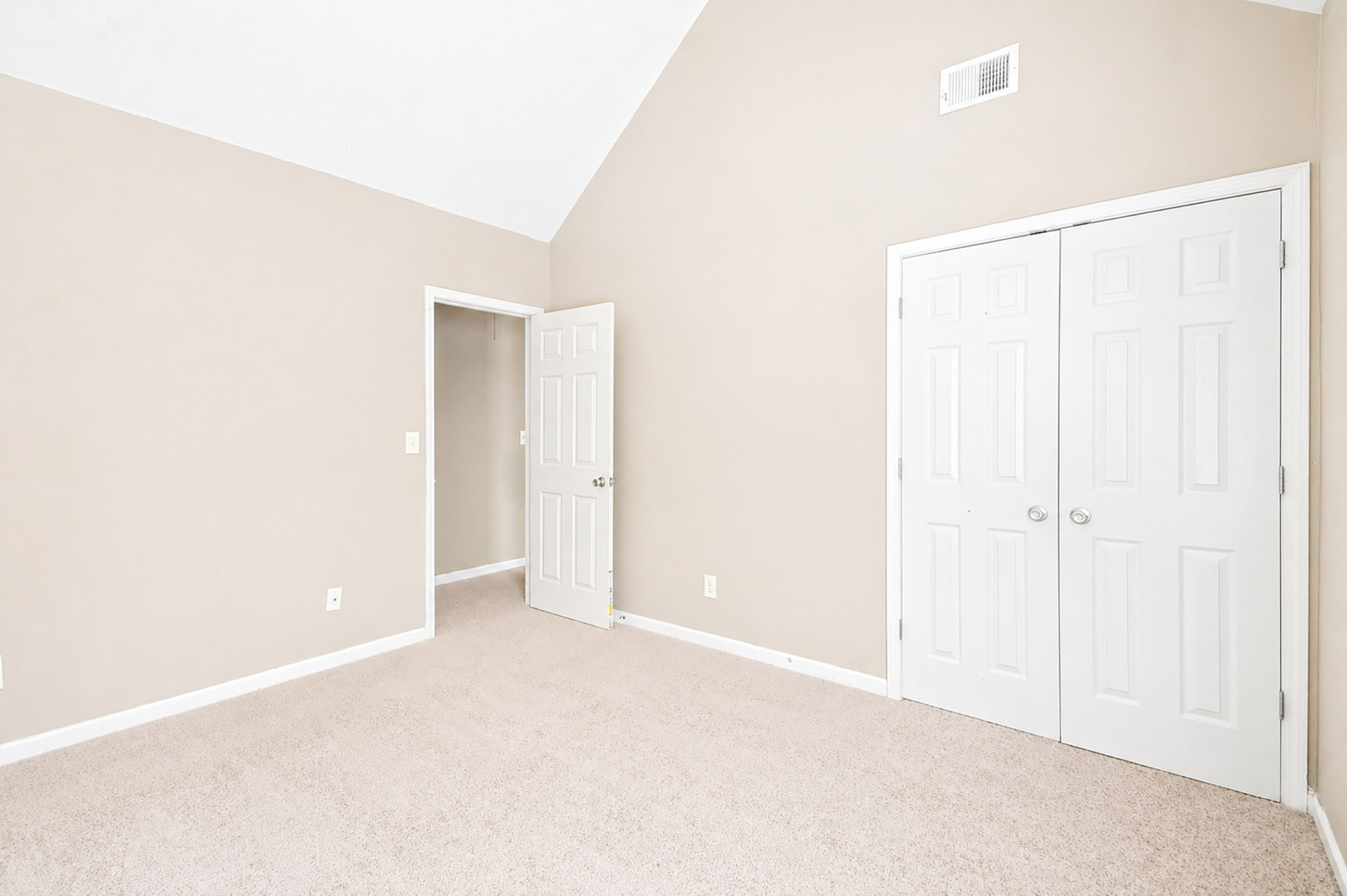  Light, Space and Livability Nestled in the Heart of Villa Rica - 物件實景