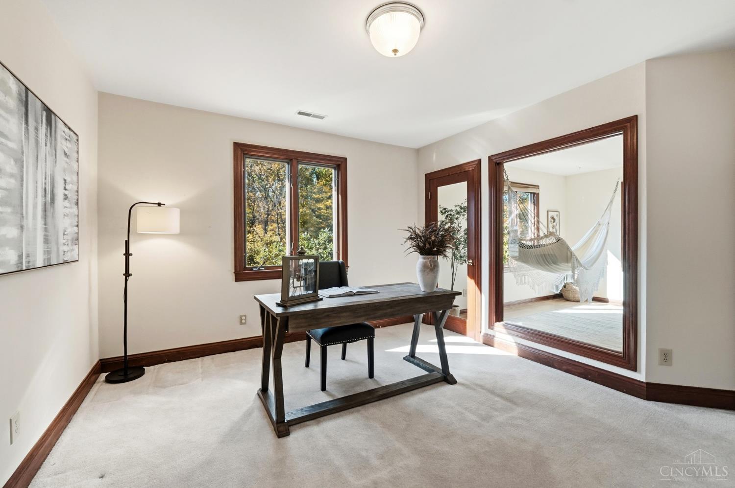 Anderson Twp, Ohio, 45230, United States, 5 Bedrooms Bedrooms, ,6 BathroomsBathrooms,Residential,For Sale,1988245