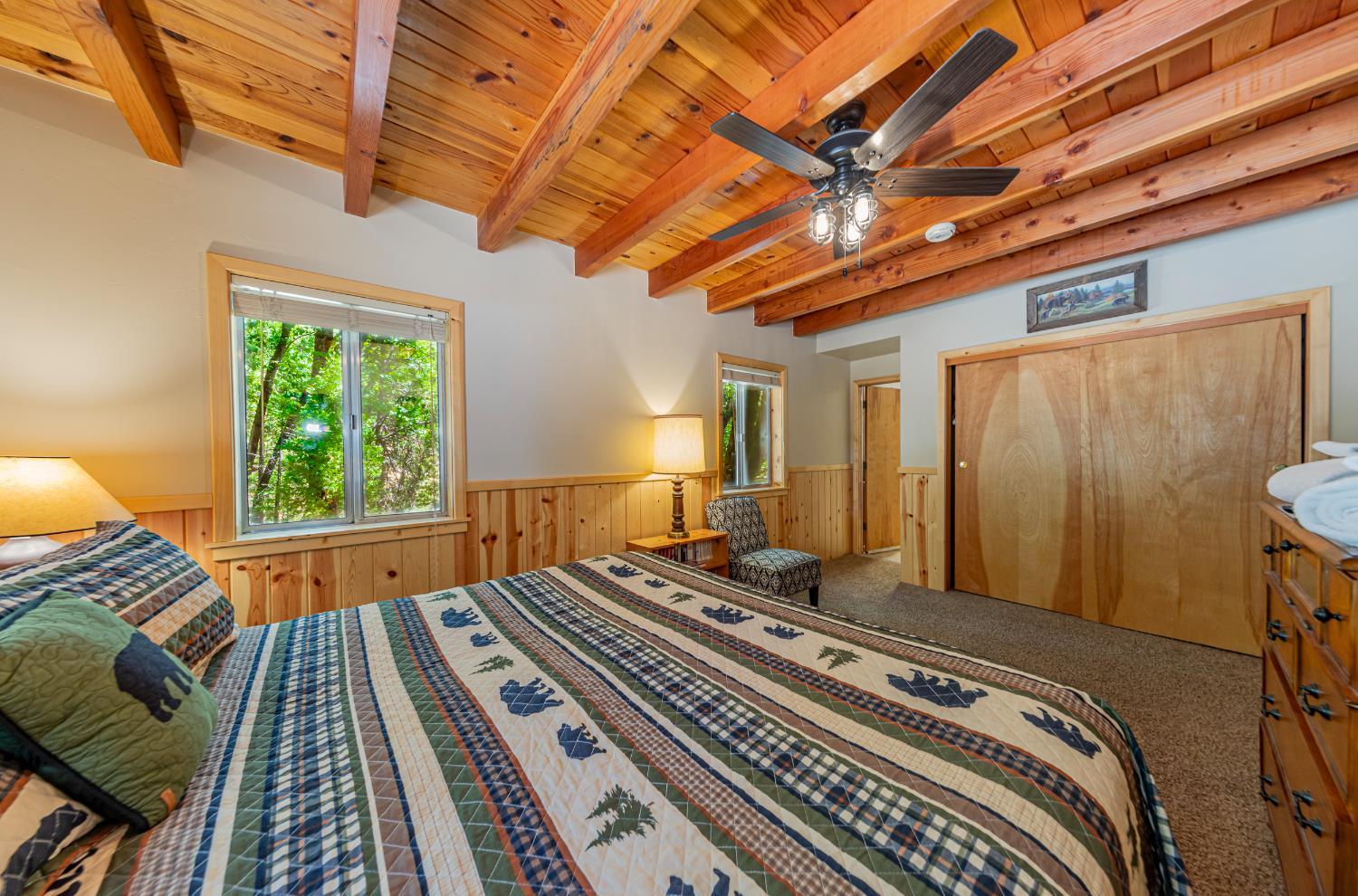 Yosemite, California, 95389, United States, 5 Bedrooms Bedrooms, ,4 BathroomsBathrooms,Residential,For Sale,1975650