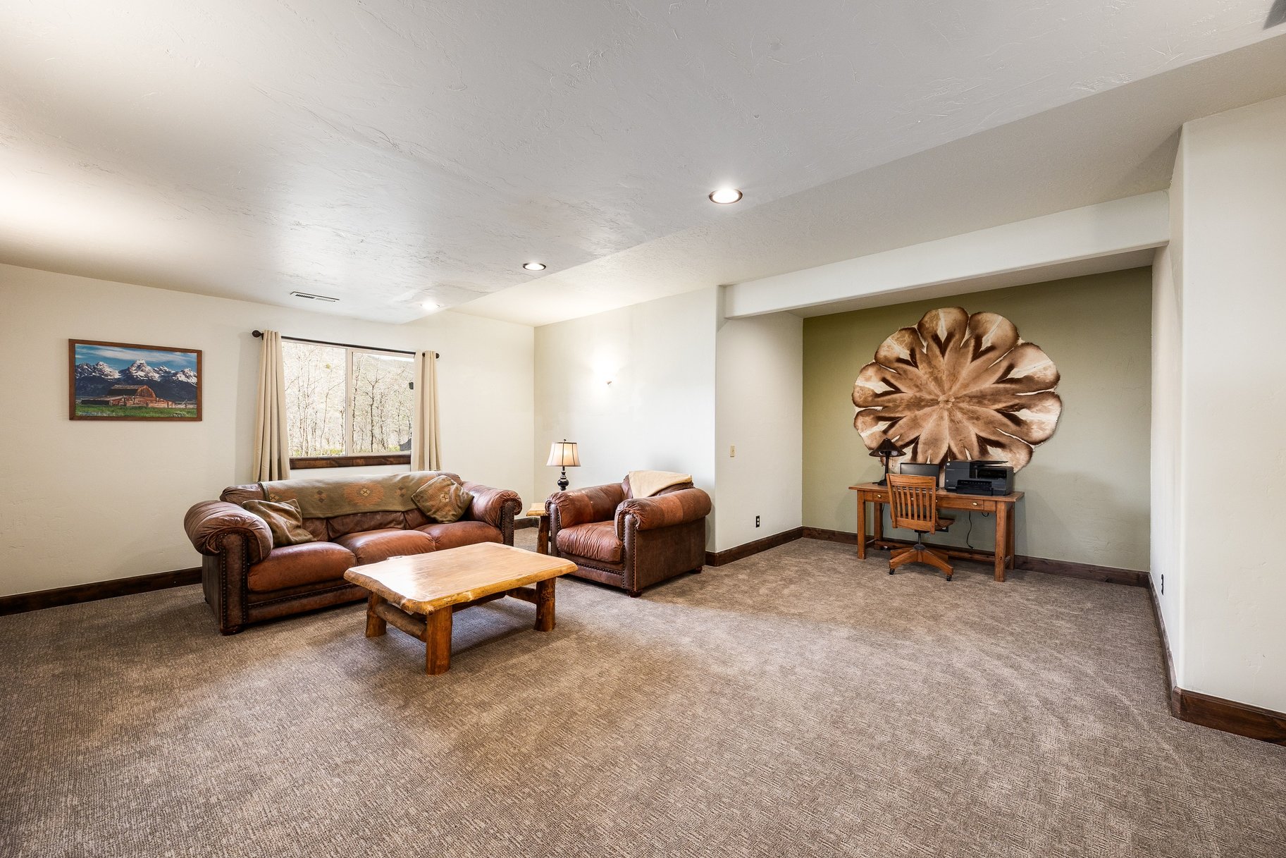  The Ultimate Multi-Generational Mountain Retreat Backing to 500 Acres of Open Sp - 物件實景