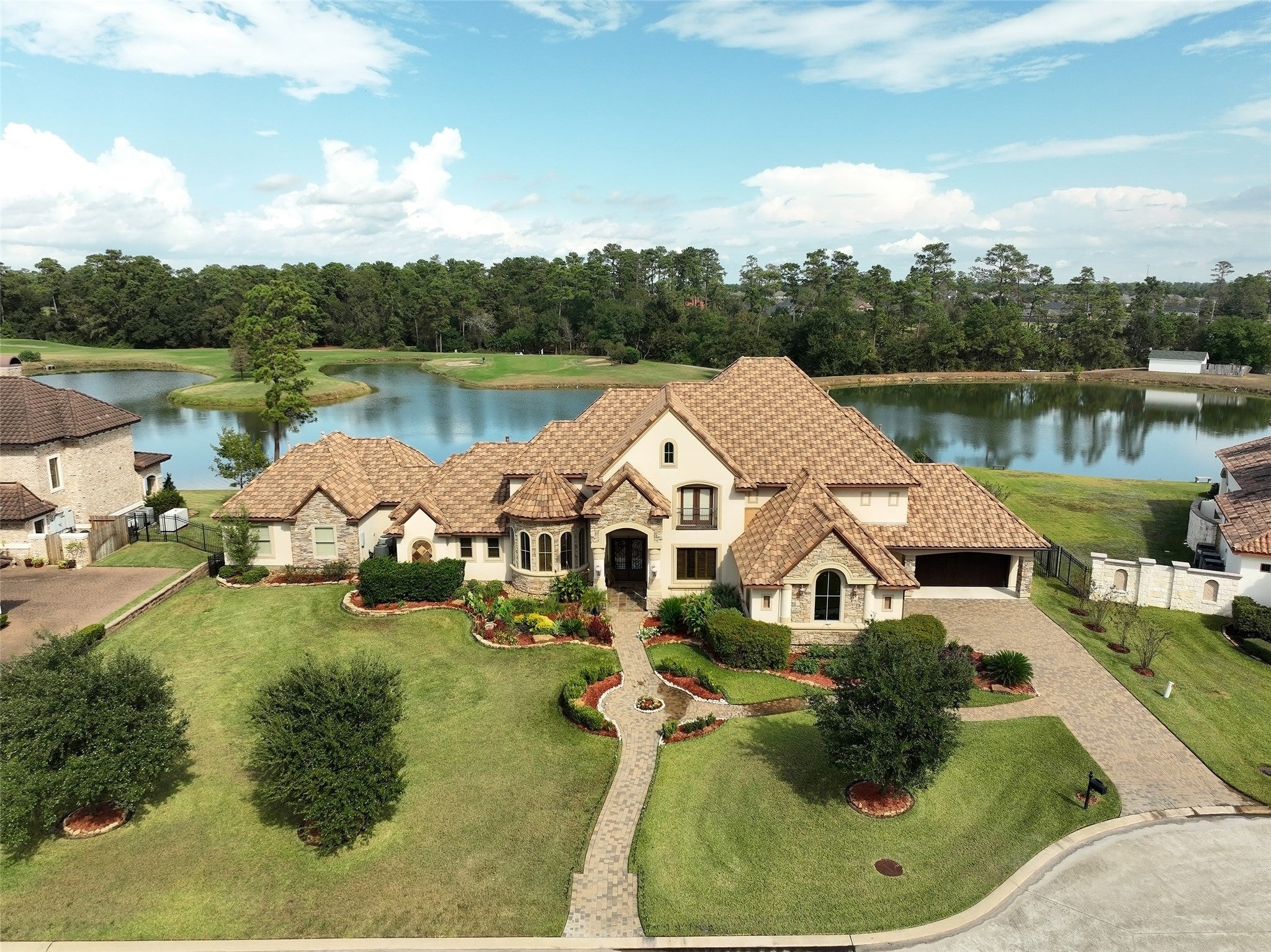 Post Shadow Estate Dr, Spring, TX 77389