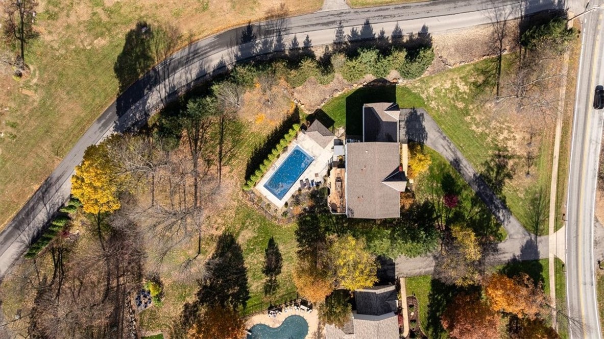 Pine Twp, Pennsylvania, 16046, United States, 5 Bedrooms Bedrooms, ,6 BathroomsBathrooms,Residential,For Sale,1989507