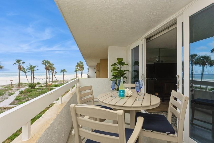 Redington Shores, Florida, 33708, United States, 2 Bedrooms Bedrooms, ,2 BathroomsBathrooms,Residential,For Sale,1838596