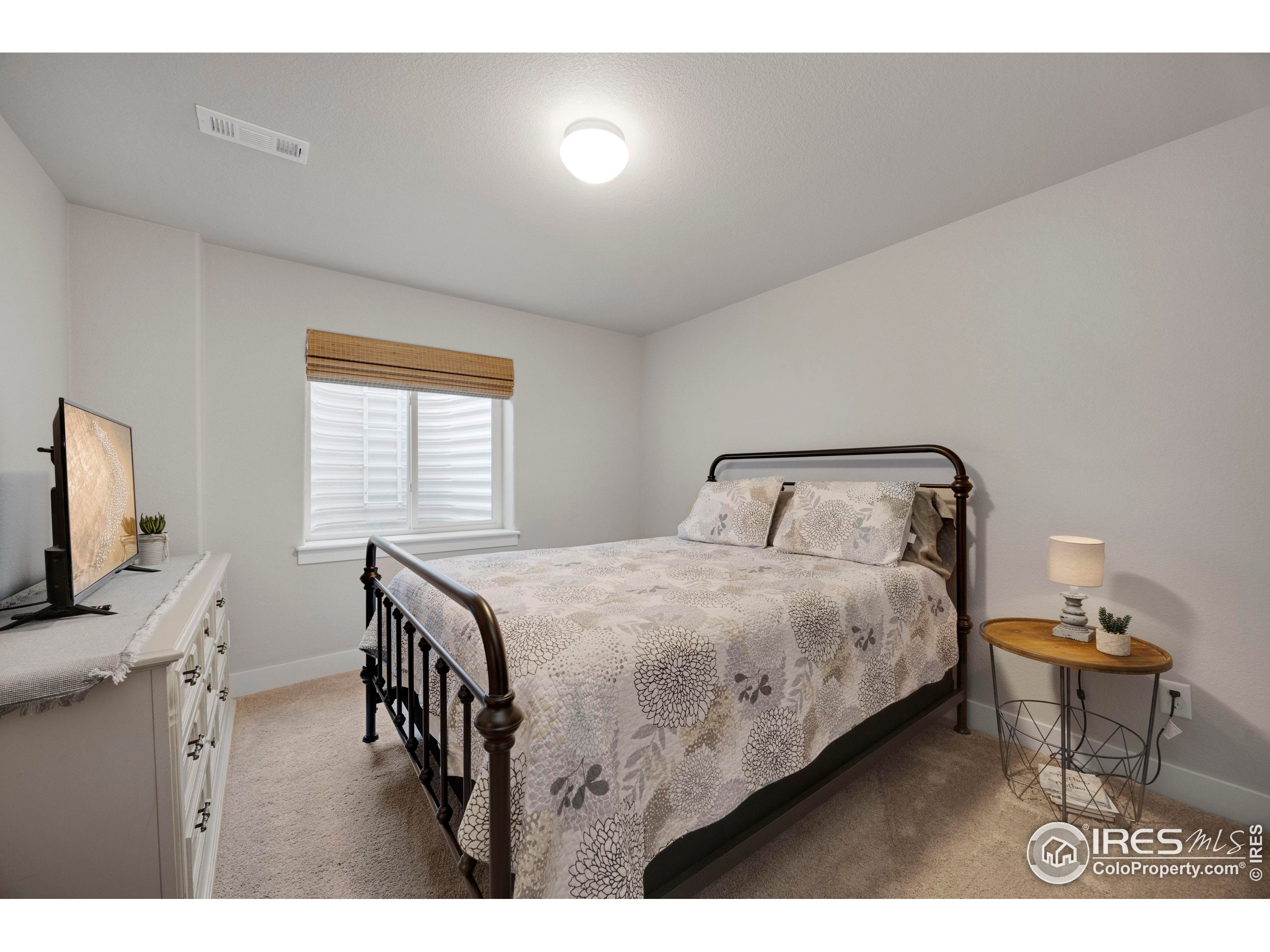 Loveland, Colorado, 80538, United States, 5 Bedrooms Bedrooms, ,3 BathroomsBathrooms,Residential,For Sale,1866532