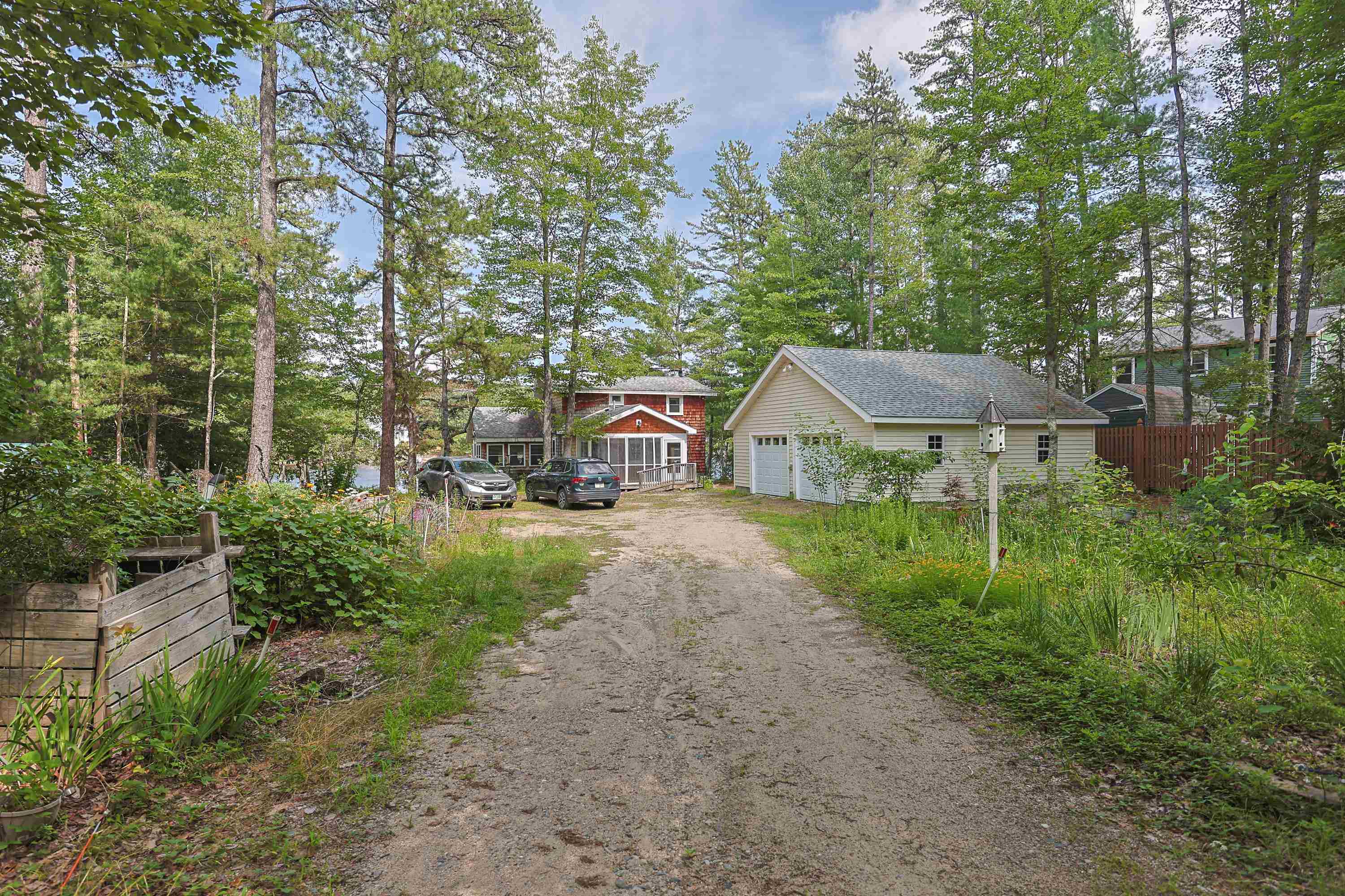 Ossipee, New Hampshire, 03814, United States, 2 Bedrooms Bedrooms, ,2 BathroomsBathrooms,Residential,For Sale,1895643