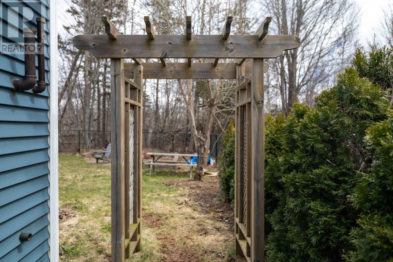 WEST ROYALTY, Prince Edward Island, C1E 2M3, CA, 4 Bedrooms Bedrooms, ,2 BathroomsBathrooms,Residential,For Sale,1874083