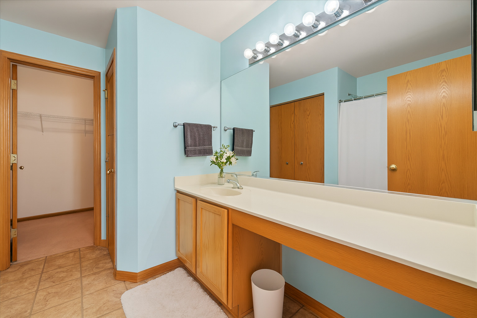 West Chicago, Illinois, 60185, United States, 4 Bedrooms Bedrooms, ,4 BathroomsBathrooms,Residential,For Sale,1981080