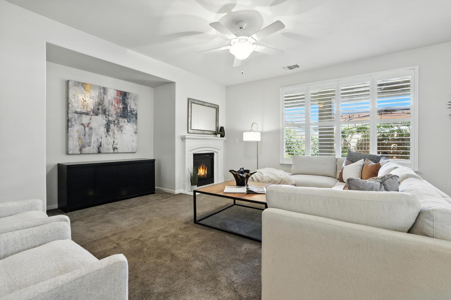 Elk Grove, California, 95757, United States, 2 Bedrooms Bedrooms, ,2 BathroomsBathrooms,Residential,For Sale,1901931