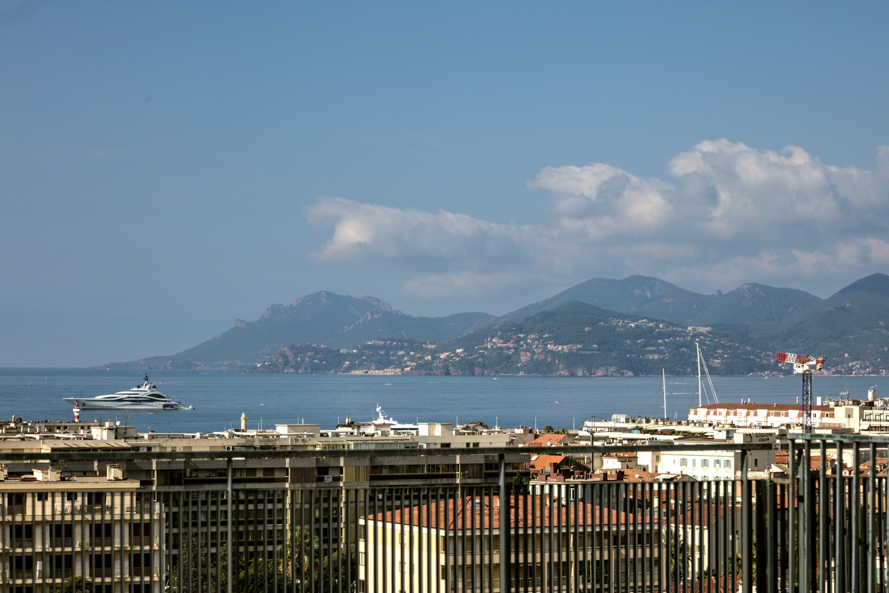  Sole agent: Renovated 3-room penthouse with sea view in Cannes Montfleury. - 物件實景