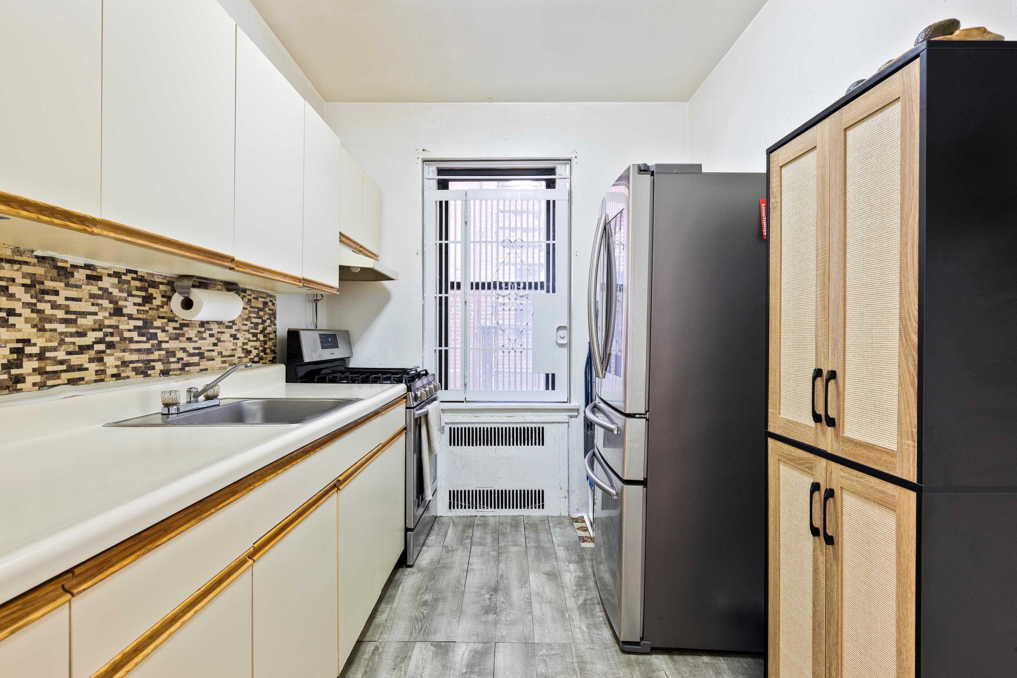 Sunnyside, New York, 11104, United States, 1 Bedroom Bedrooms, ,1 BathroomBathrooms,Residential,For Sale,1927880