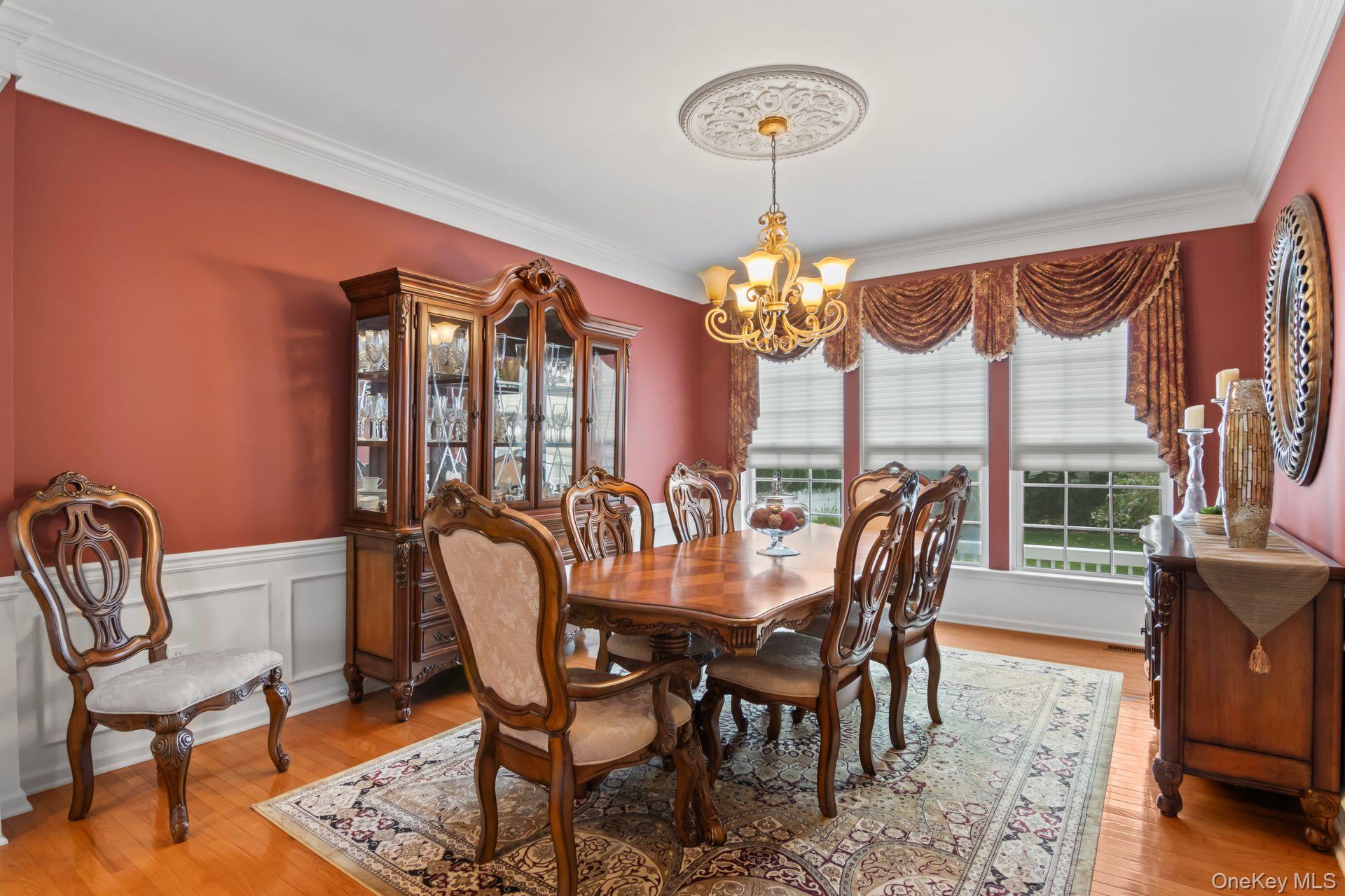 Mount Sinai, New York, 11766, United States, 4 Bedrooms Bedrooms, ,3 BathroomsBathrooms,Residential,For Sale,1934193