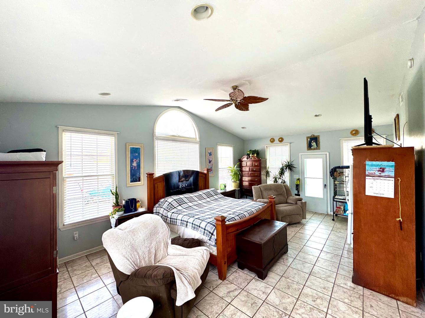 Dundalk, Maryland, 21222, United States, 3 Bedrooms Bedrooms, ,4 BathroomsBathrooms,Residential,For Sale,1906595