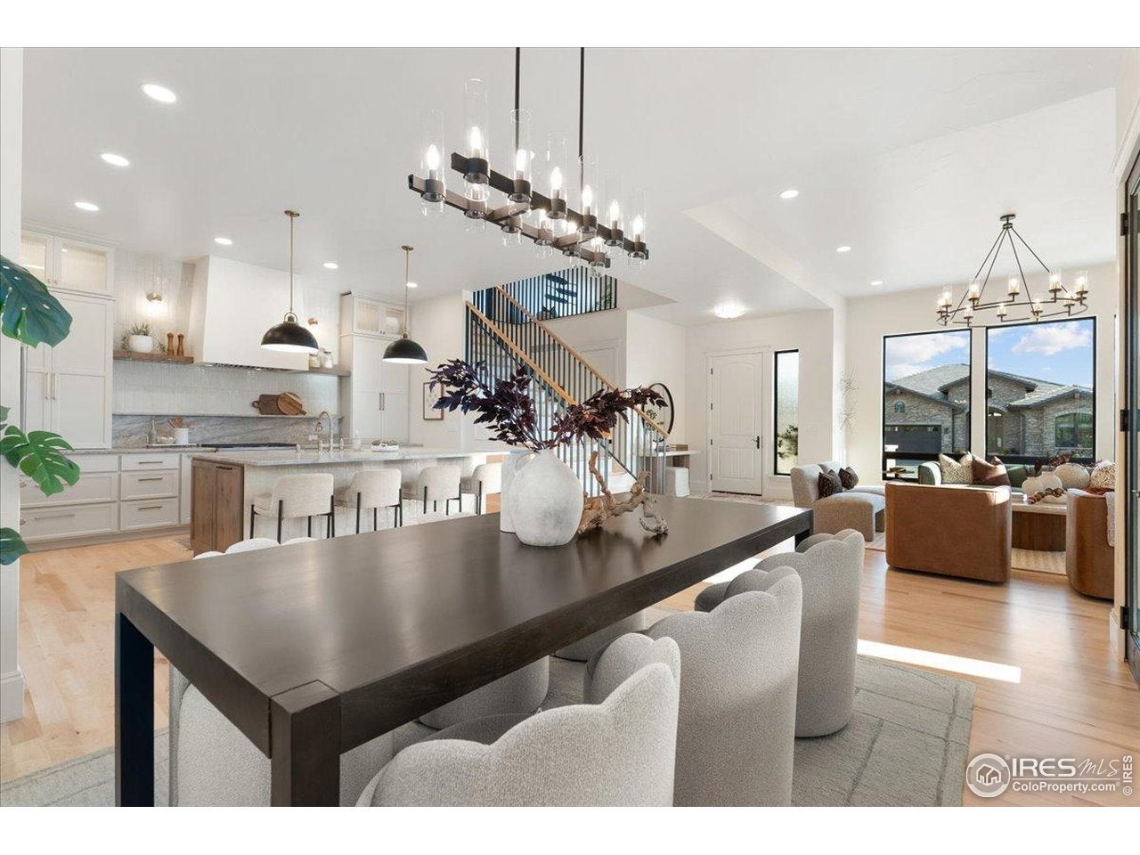 Berthoud, Colorado, 80513, United States, 4 Bedrooms Bedrooms, ,4 BathroomsBathrooms,Residential,For Sale,1910377