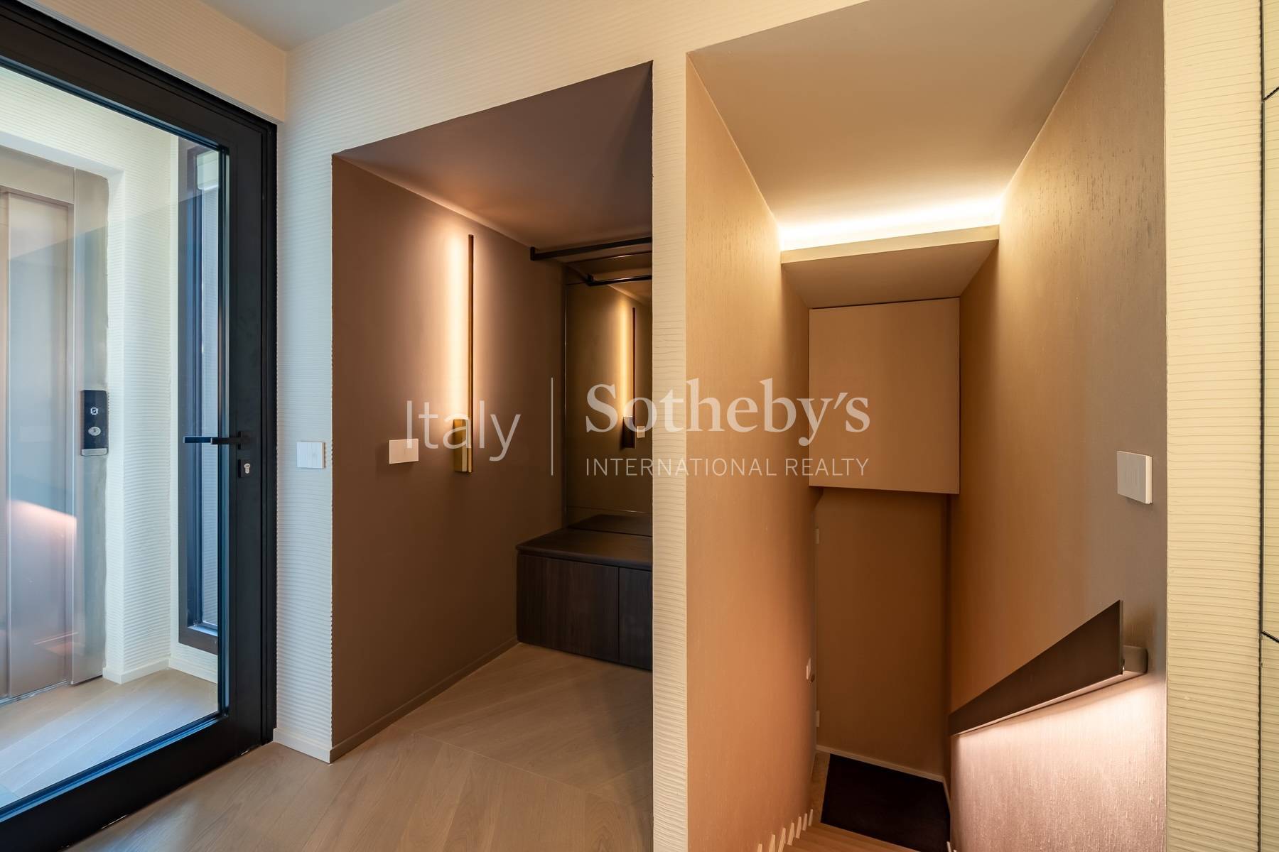  Splendid renovated penthouse with terrace in an exclusive street - 物件實景