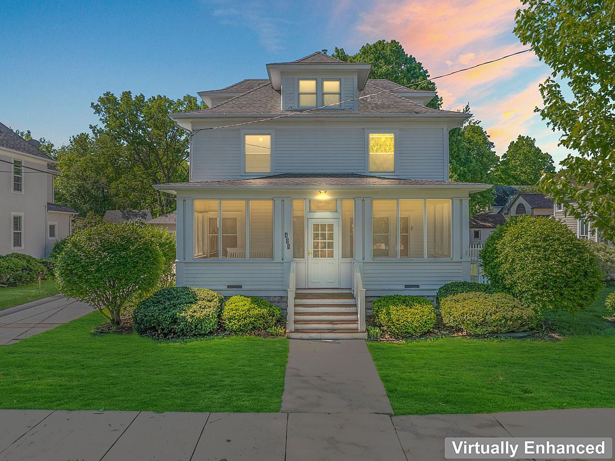 Northfield, Minnesota, 55057, United States, 5 Bedrooms Bedrooms, ,1 BathroomBathrooms,Residential,For Sale,1984283