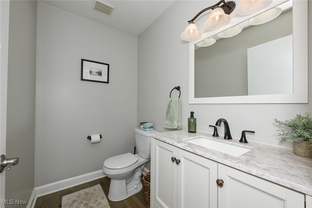 Brecksville, Ohio, 44141, United States, 4 Bedrooms Bedrooms, ,4 BathroomsBathrooms,Residential,For Sale,1926266