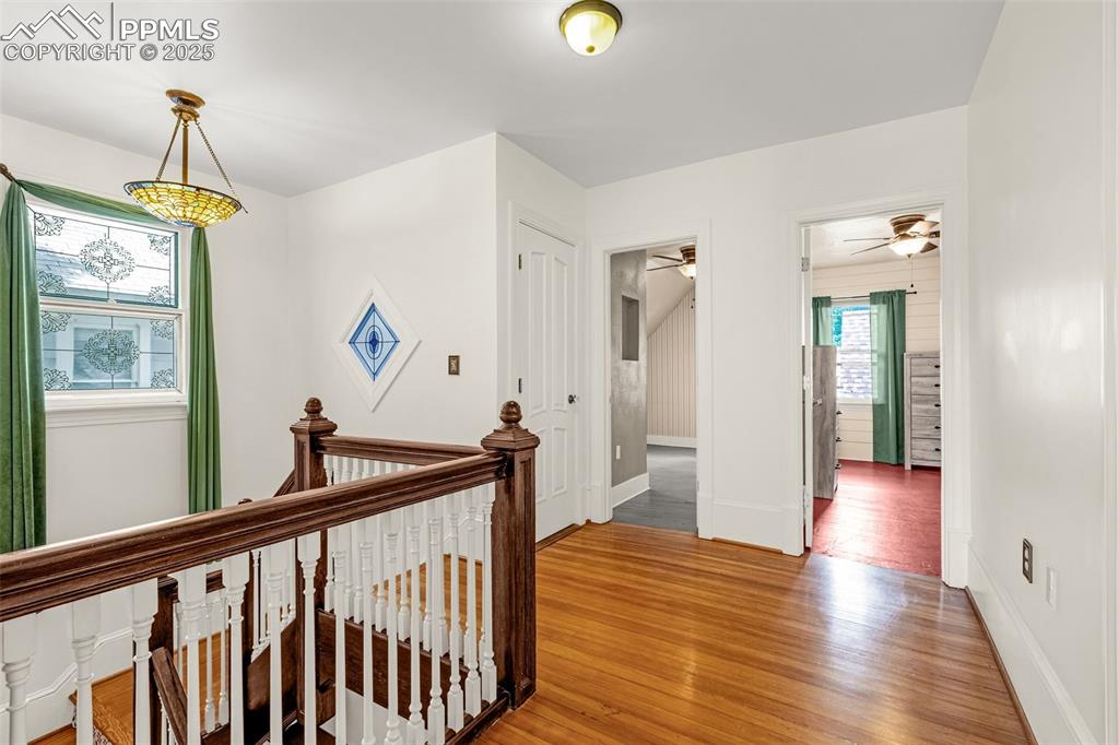 Colorado Springs, Colorado, 80903, United States, 3 Bedrooms Bedrooms, ,2 BathroomsBathrooms,Residential,For Sale,1949887