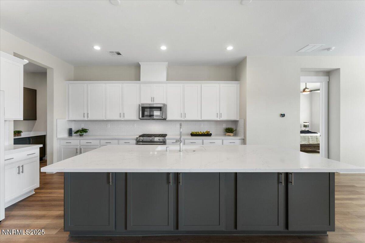 Sparks, Nevada, 89436, United States, 3 Bedrooms Bedrooms, ,3 BathroomsBathrooms,Residential,For Sale,1942238