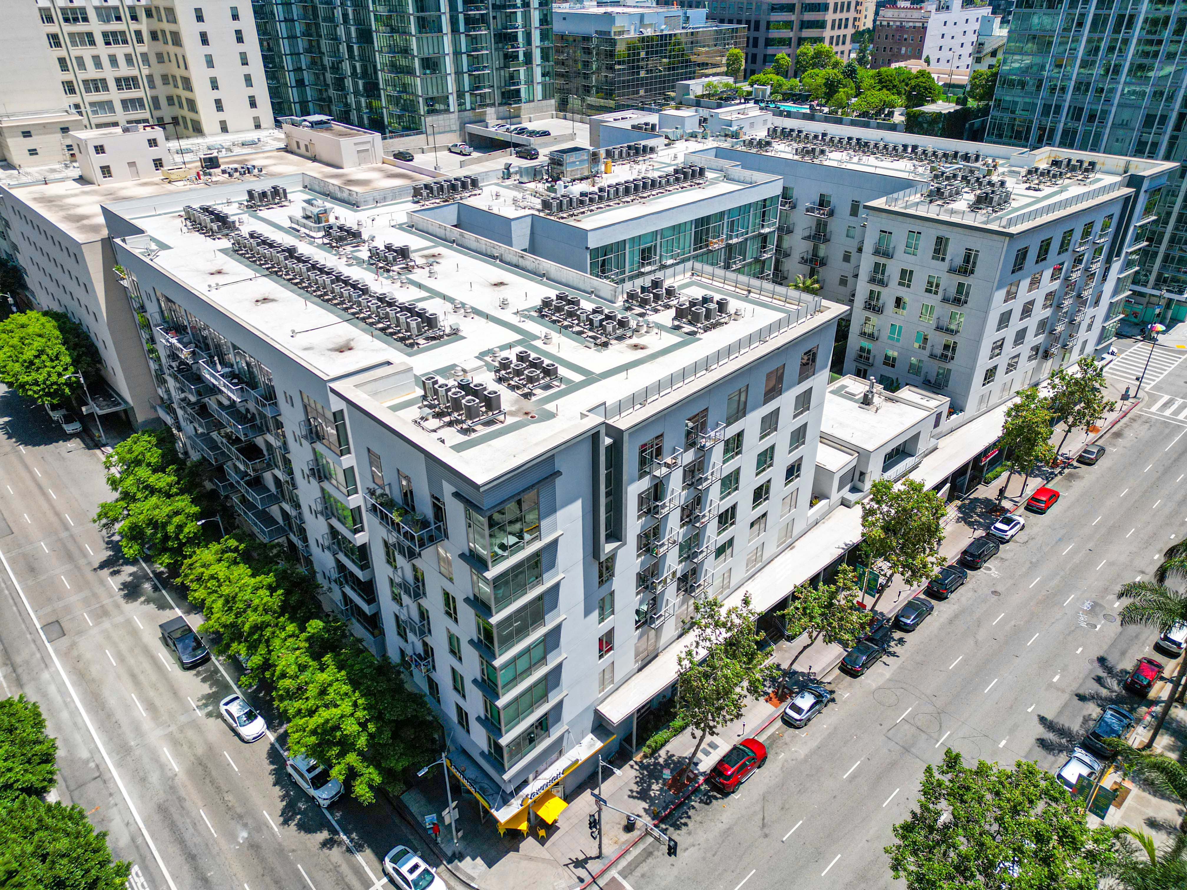 Los Angeles, California, 90015, United States, 2 Bedrooms Bedrooms, ,2 BathroomsBathrooms,Residential,For Sale,1879277