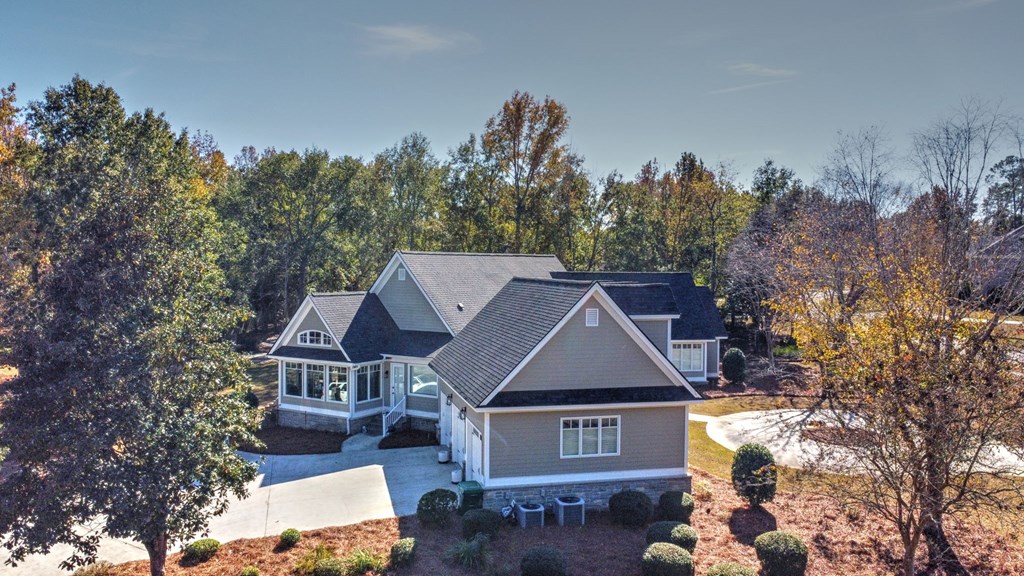 Valdosta, Georgia, 31601, United States, 4 Bedrooms Bedrooms, ,4 BathroomsBathrooms,Residential,For Sale,1995126