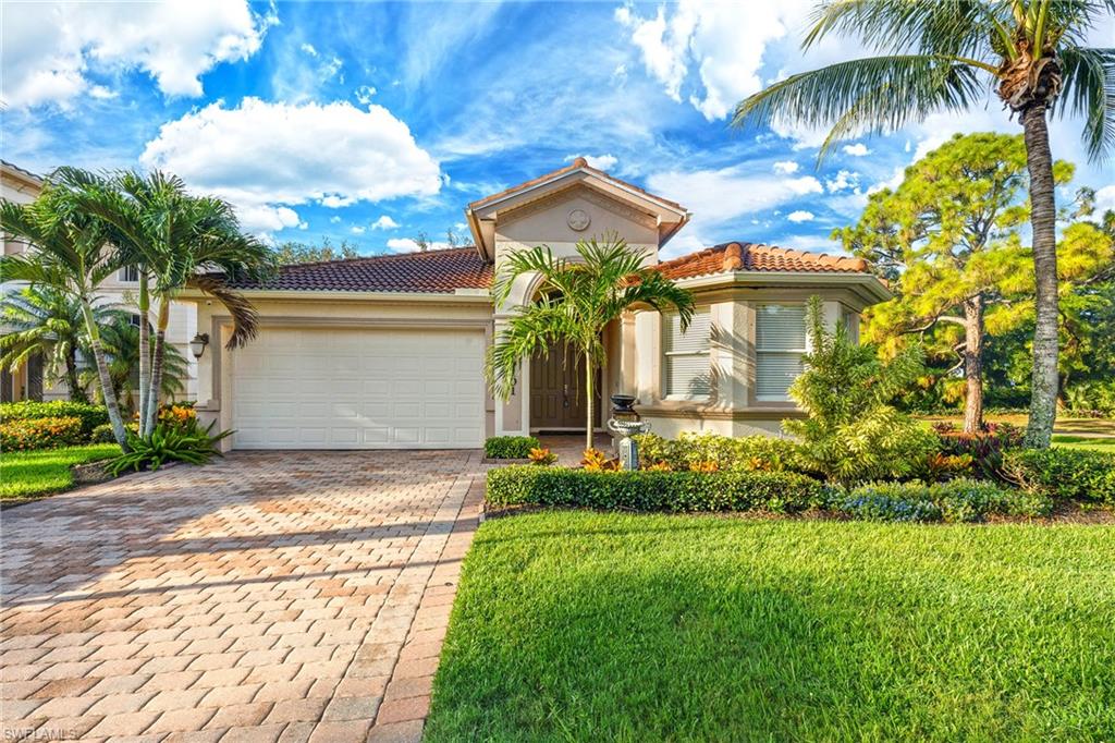 Bonita Springs, Florida, 34135, United States, 2 Bedrooms Bedrooms, ,2 BathroomsBathrooms,Residential,For Sale,1912122