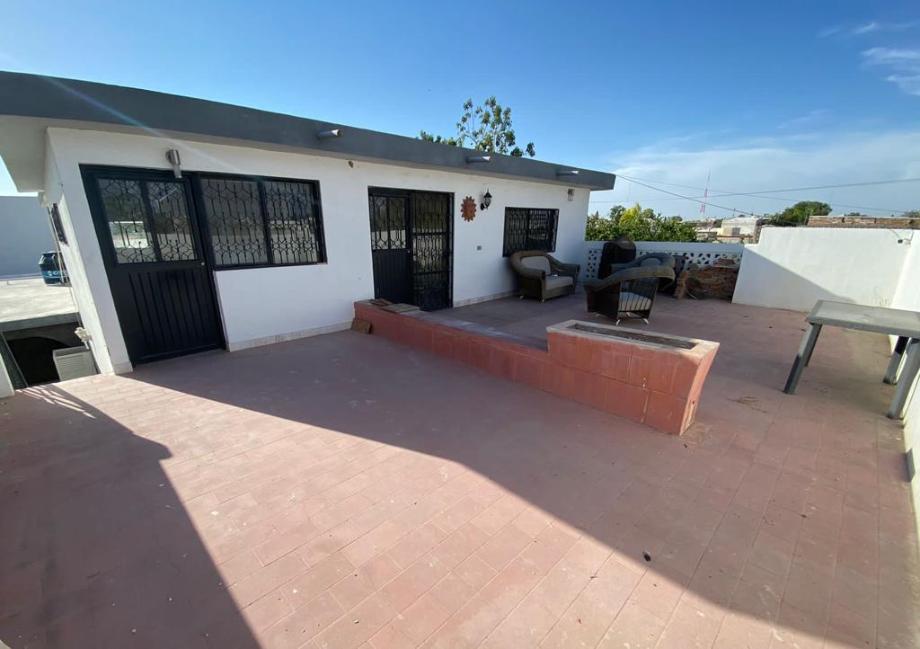 AV JUAN TERRAZAS, Torreón, Coahuila de Zaragoza, 27148, Mexico, 4 Bedrooms Bedrooms, ,4 BathroomsBathrooms,Residential,For Sale,AV JUAN TERRAZAS,1417053