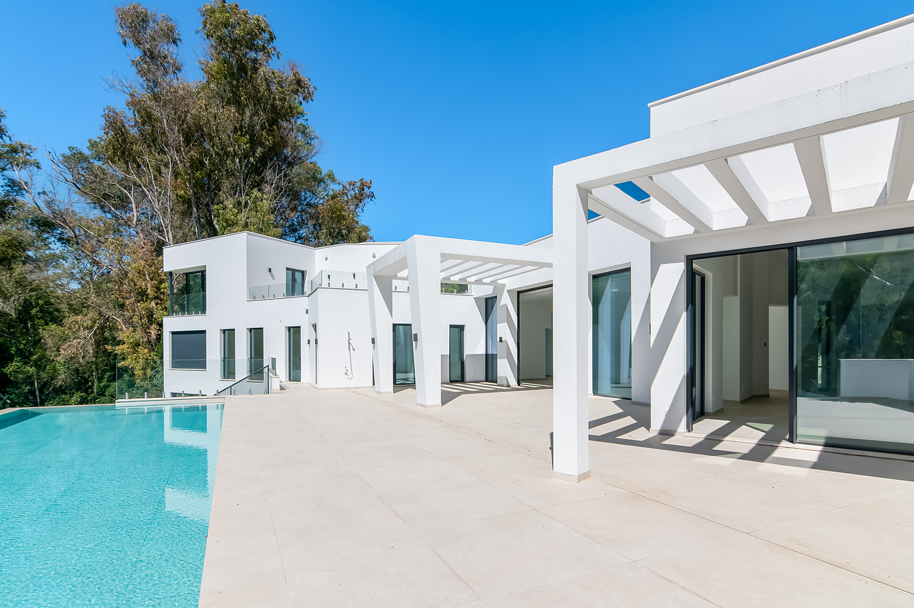  New contemporary villa with total privacy in Sotogrande Alto - 物件實景