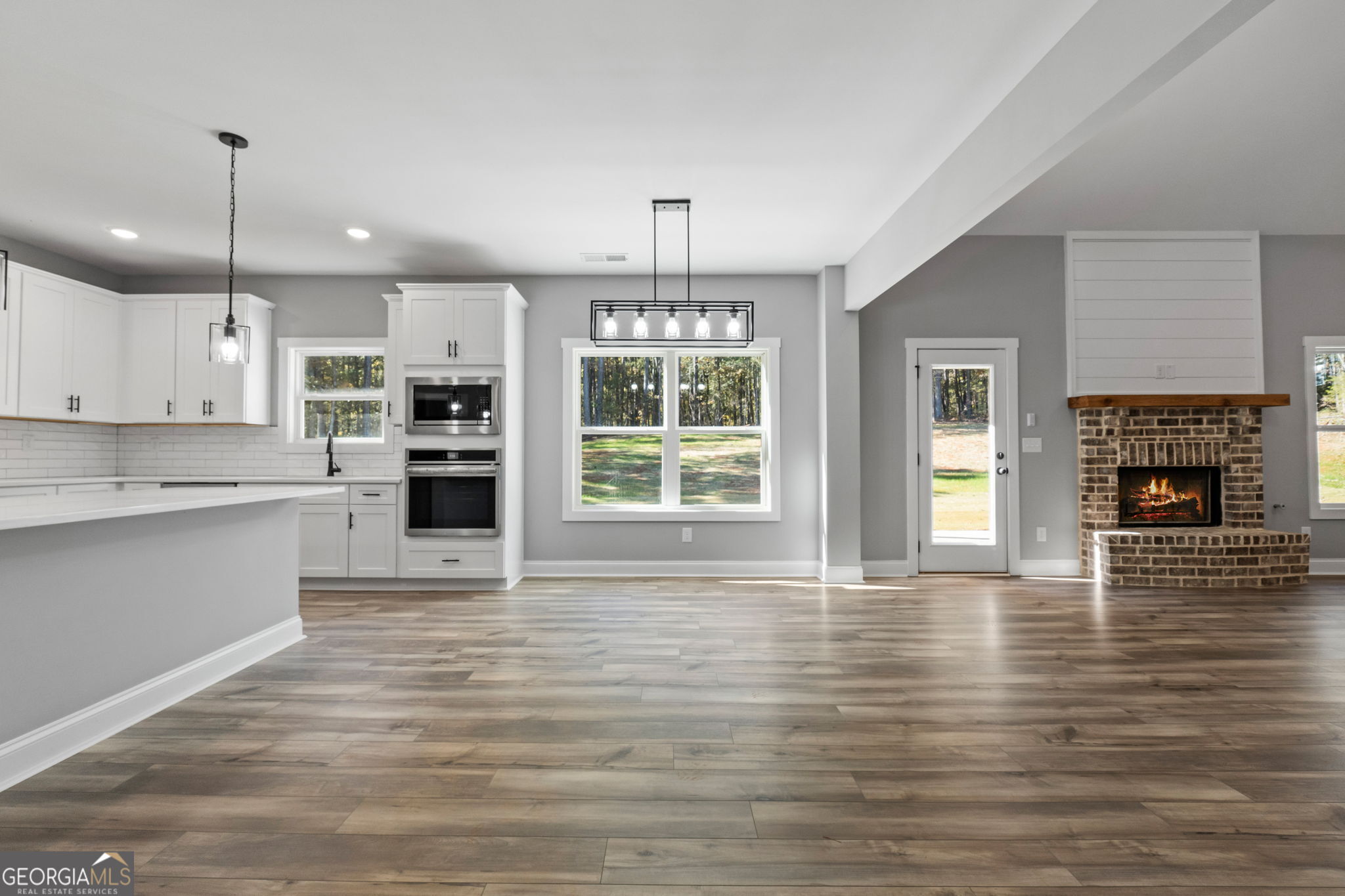 Forsyth, Georgia, 31029, United States, 4 Bedrooms Bedrooms, ,3 BathroomsBathrooms,Residential,For Sale,1992183