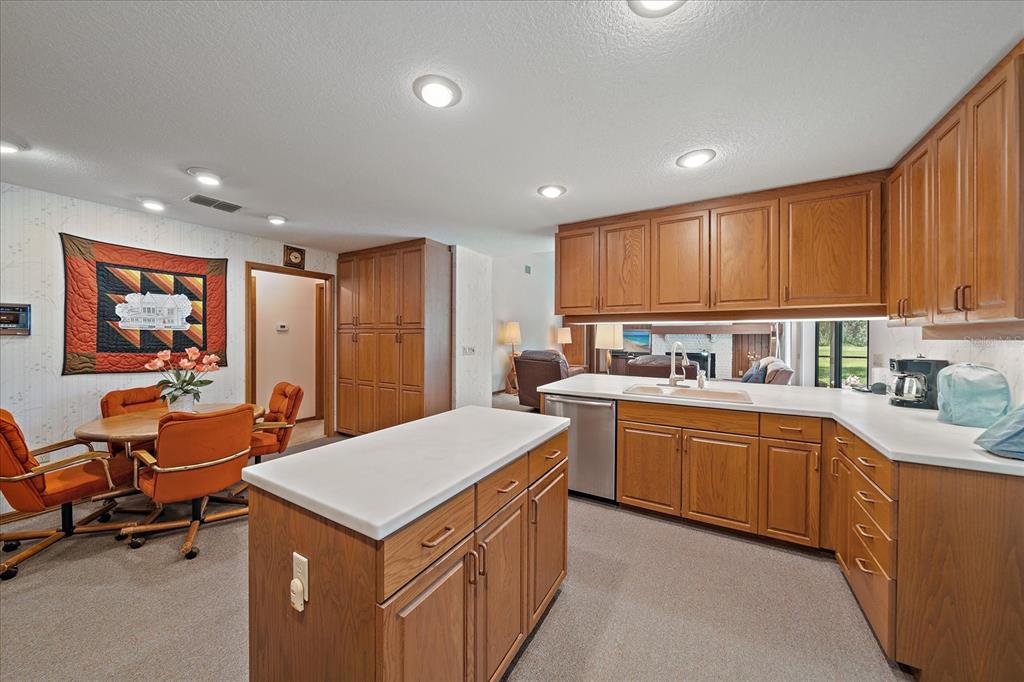 Parrish, Florida, 34219, United States, 4 Bedrooms Bedrooms, ,3 BathroomsBathrooms,Residential,For Sale,1925912