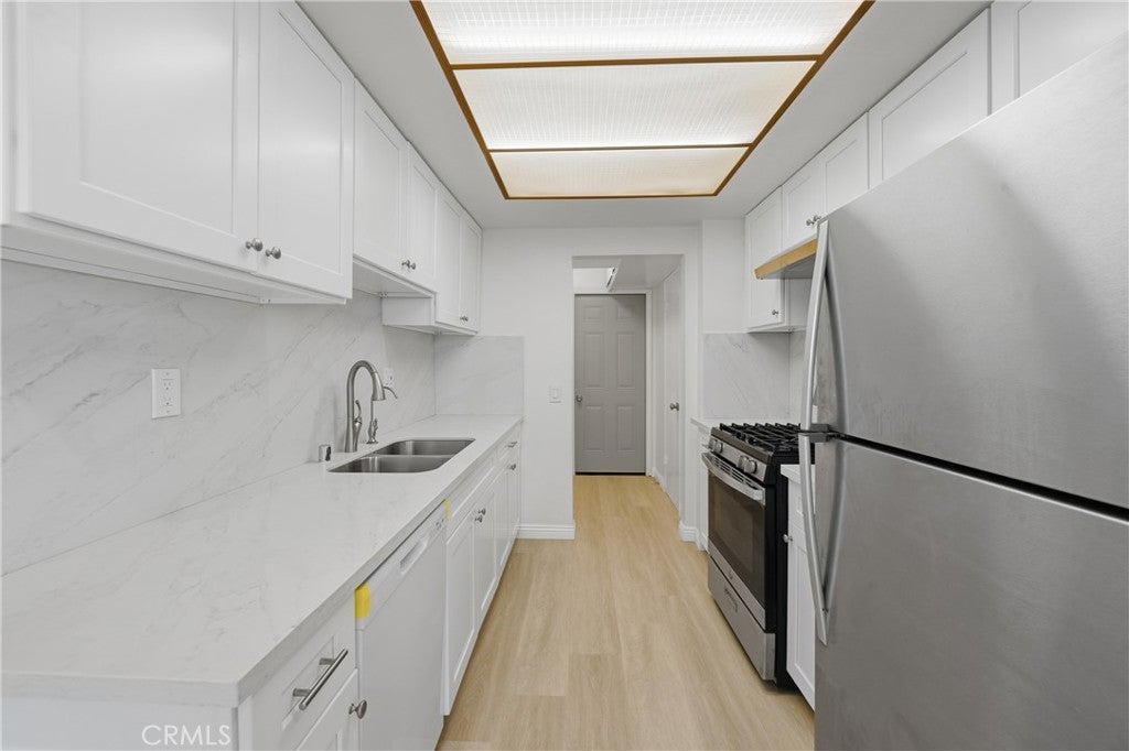 Rosemead, California, 91770, United States, 2 Bedrooms Bedrooms, ,2 BathroomsBathrooms,Residential,For Sale,2012750