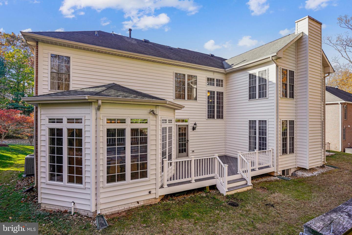 North Bethesda, Maryland, 20852, United States, 5 Bedrooms Bedrooms, ,5 BathroomsBathrooms,Residential,For Sale,1991971