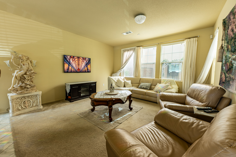 Ontario, California, 91762, United States, 3 Bedrooms Bedrooms, ,3 BathroomsBathrooms,Residential,For Sale,2013085