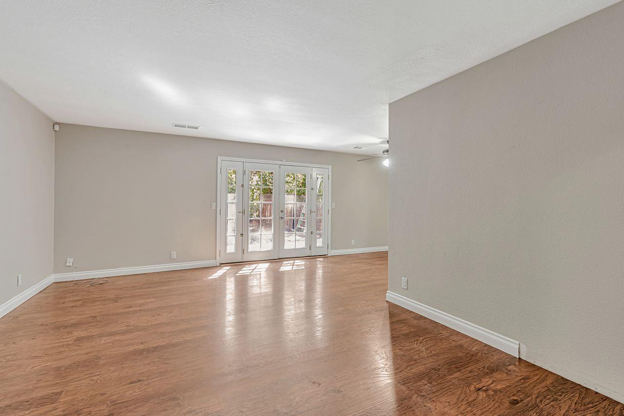 Stockton, California, 95207, United States, 5 Bedrooms Bedrooms, ,4 BathroomsBathrooms,Residential,For Sale,1939520