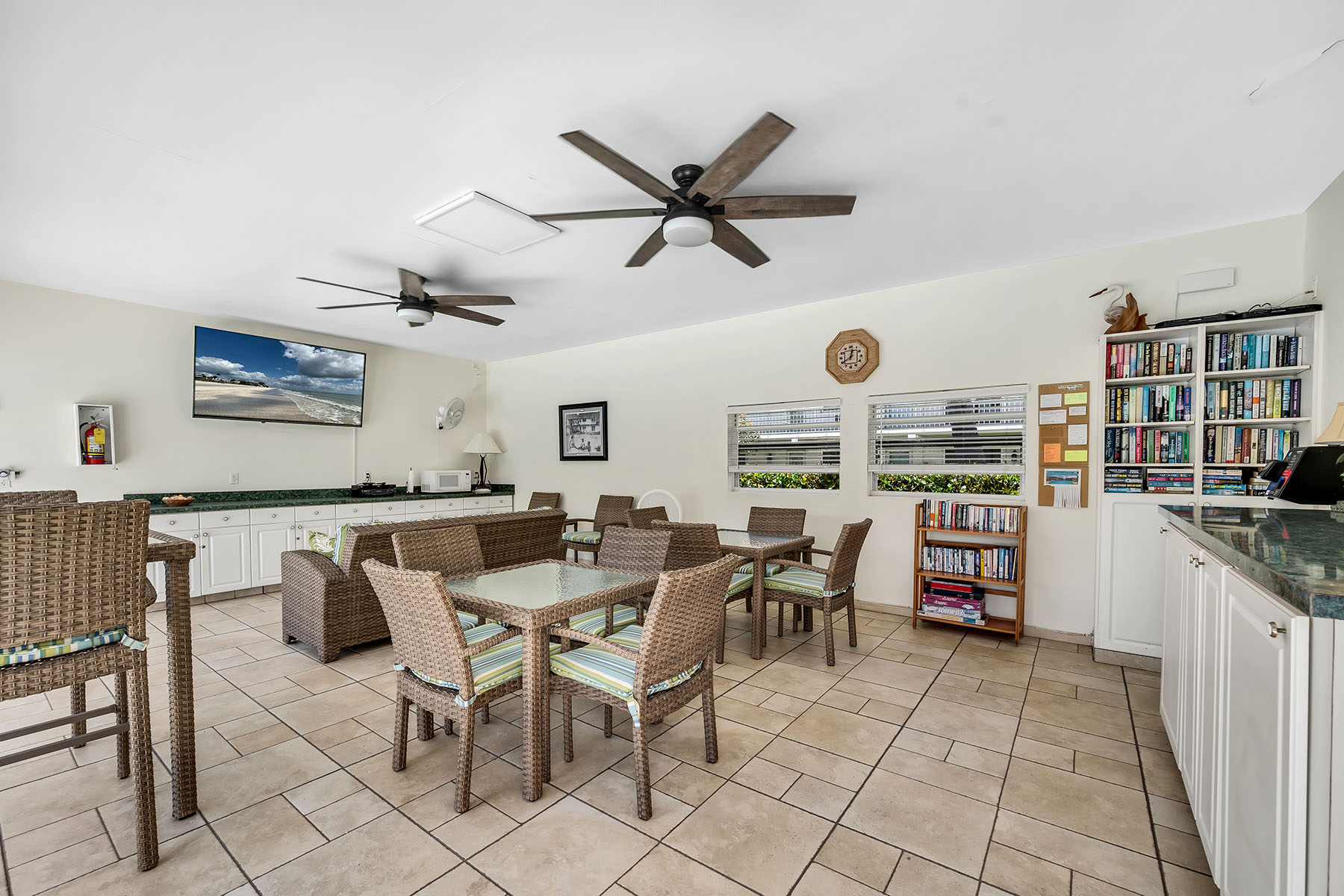  MARCO ISLAND - SEABREEZE CONDO - 物件實景