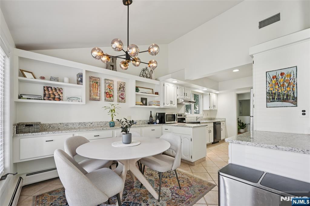 Englewood, New Jersey, 07631, United States, 3 Bedrooms Bedrooms, ,3 BathroomsBathrooms,Residential,For Sale,1925830