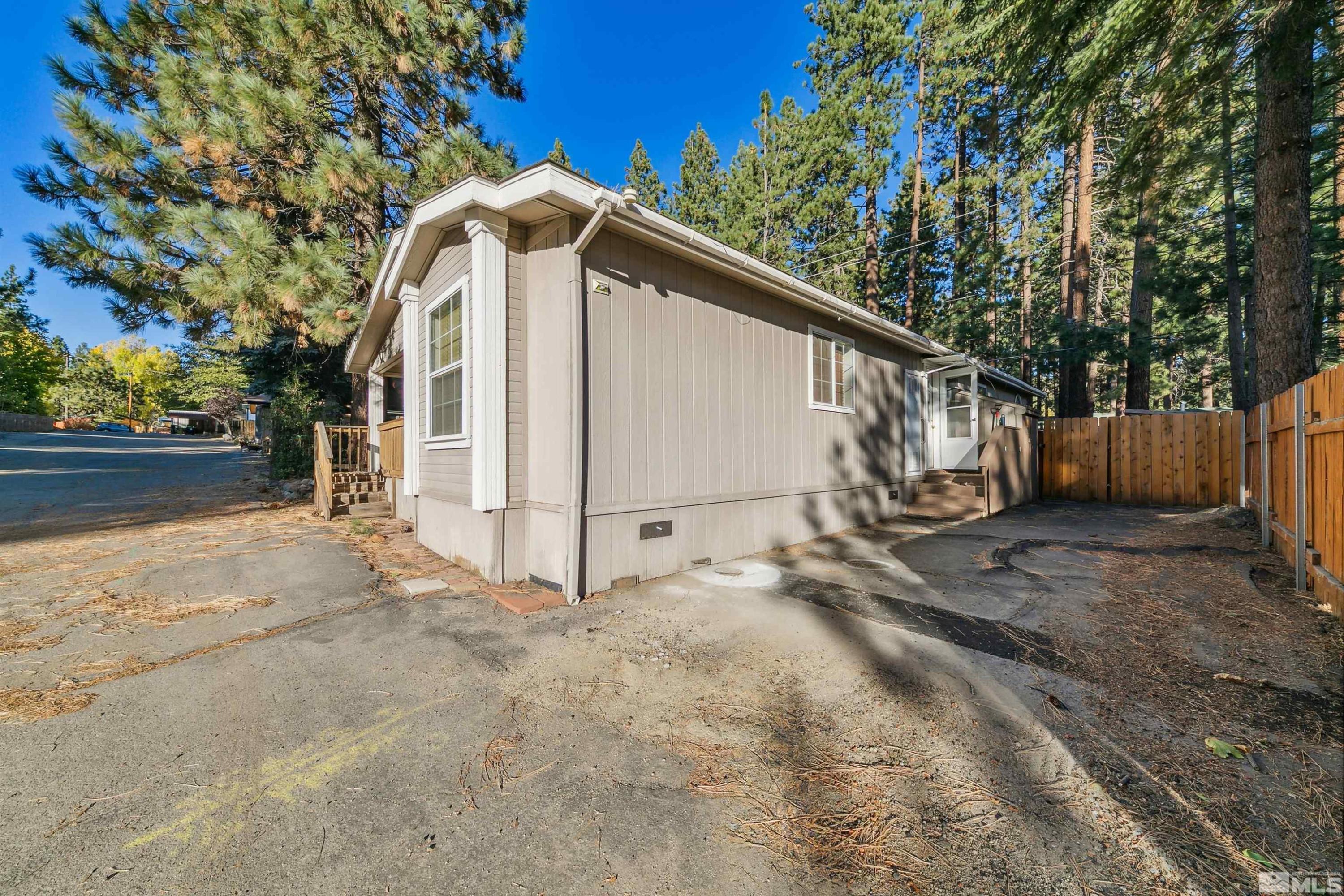 Stateline, Nevada, 89449, United States, 3 Bedrooms Bedrooms, ,2 BathroomsBathrooms,Residential,For Sale,1989064