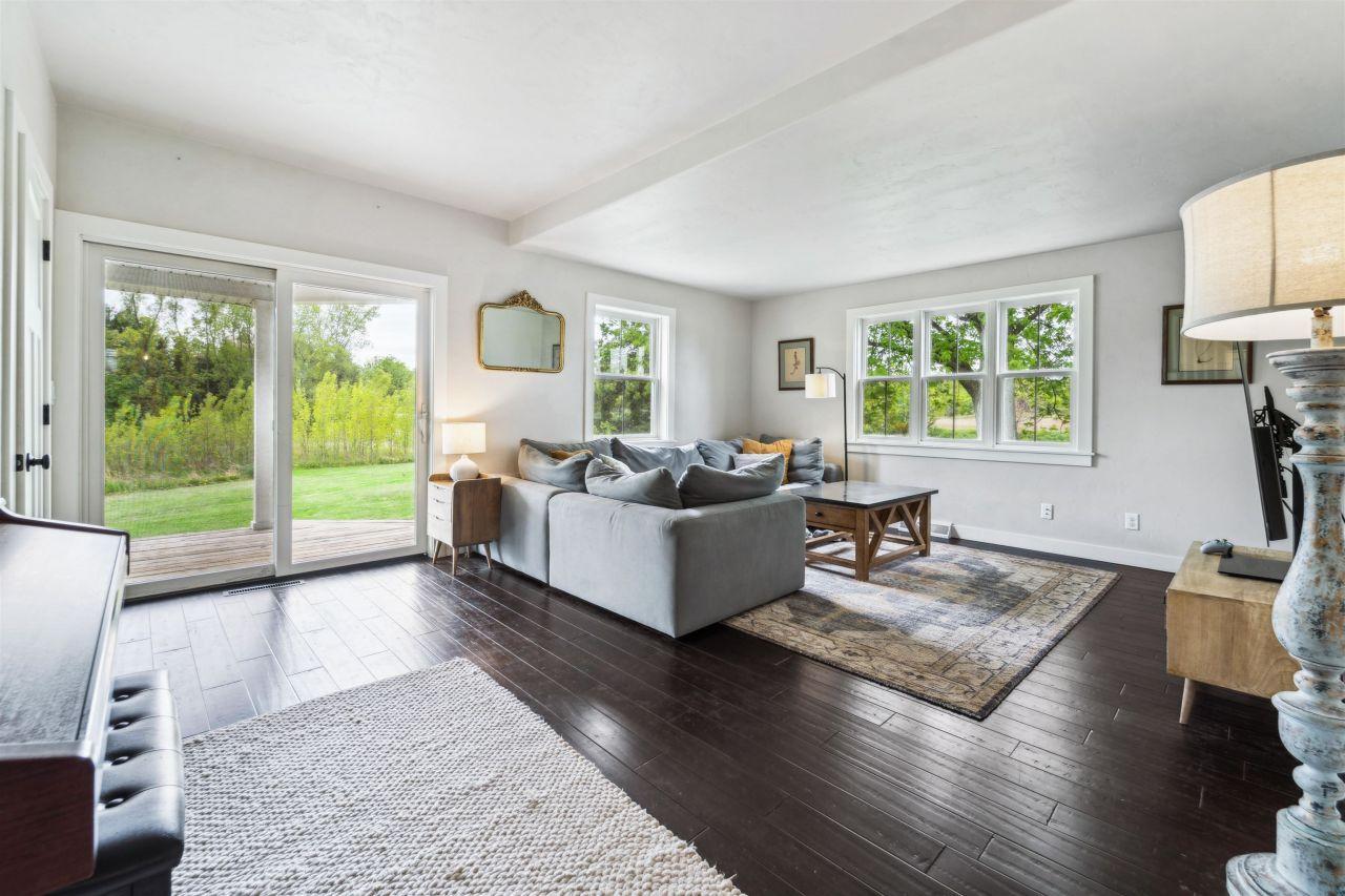 APPLETON, Wisconsin, 54913, United States, 3 Bedrooms Bedrooms, ,2 BathroomsBathrooms,Residential,For Sale,1827484