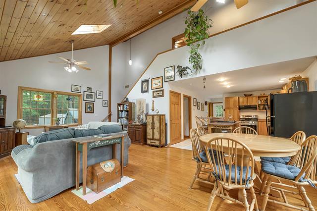 Epsom, New Hampshire, 03234, United States, 2 Bedrooms Bedrooms, ,1 BathroomBathrooms,Residential,For Sale,1861346