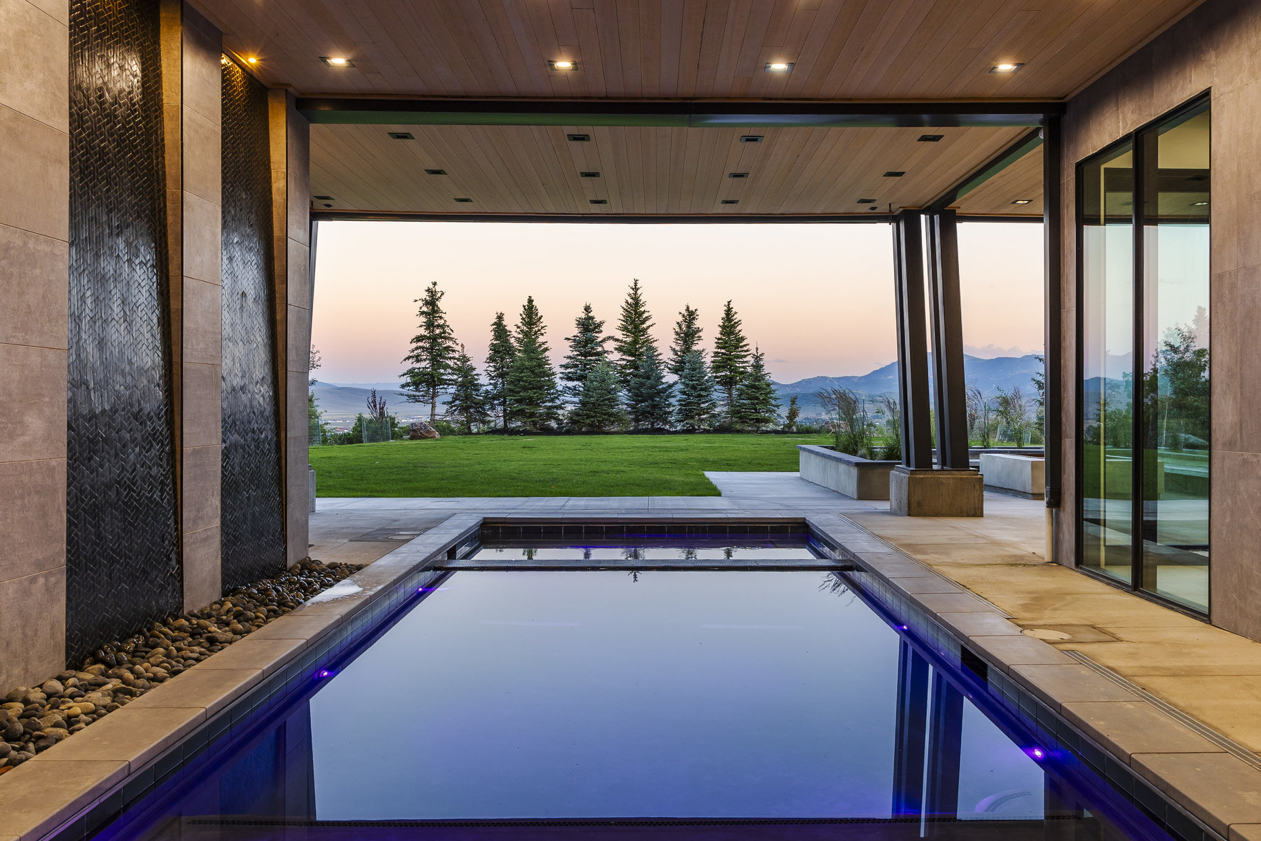  A RARE MODERN MOUNTAIN ESTATE WITH AN EXTRAORDINARY EQUESTRIAN FACILITY - 物件實景