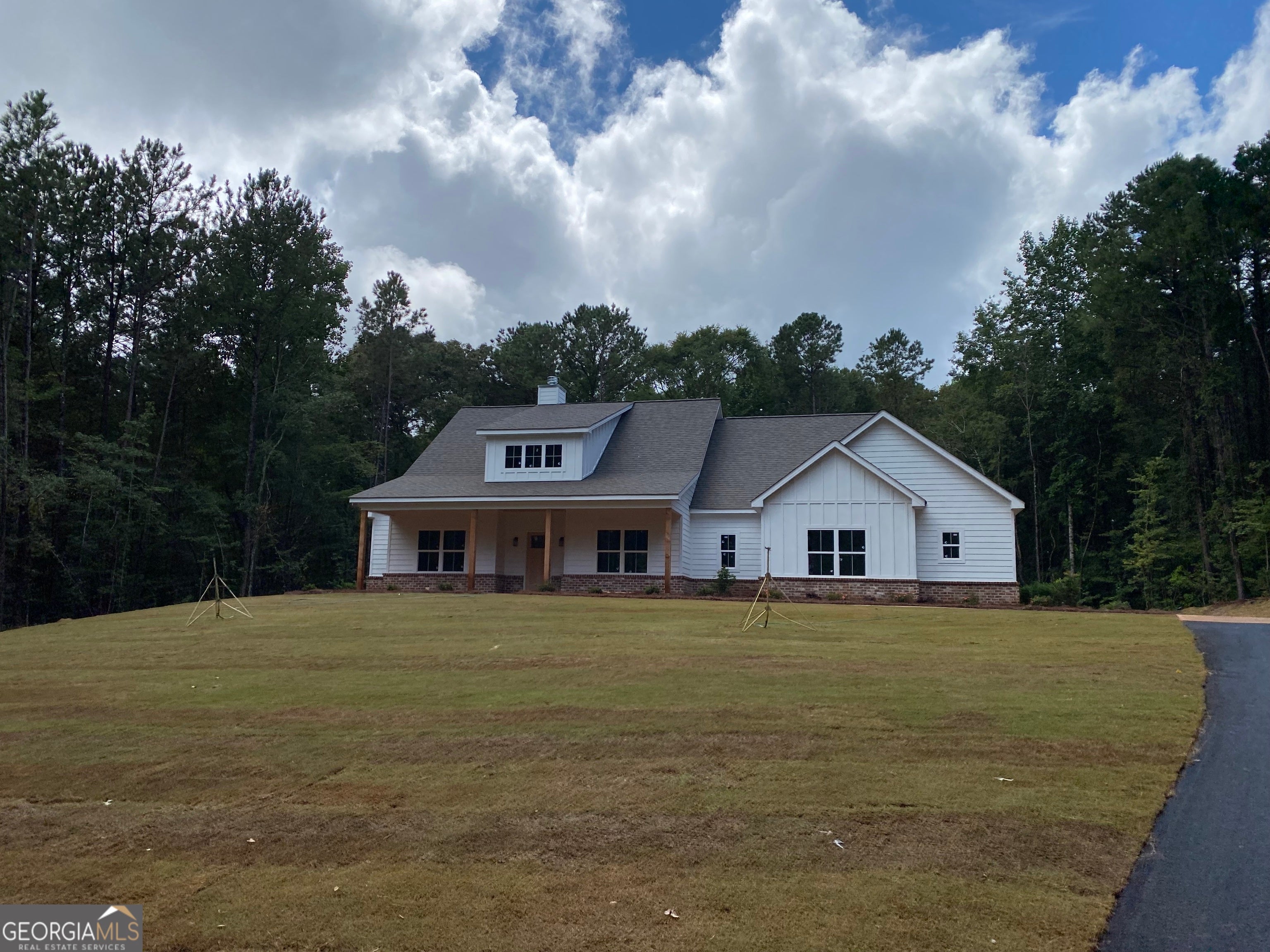 Forsyth, Georgia, 31029, United States, 4 Bedrooms Bedrooms, ,3 BathroomsBathrooms,Residential,For Sale,1922681