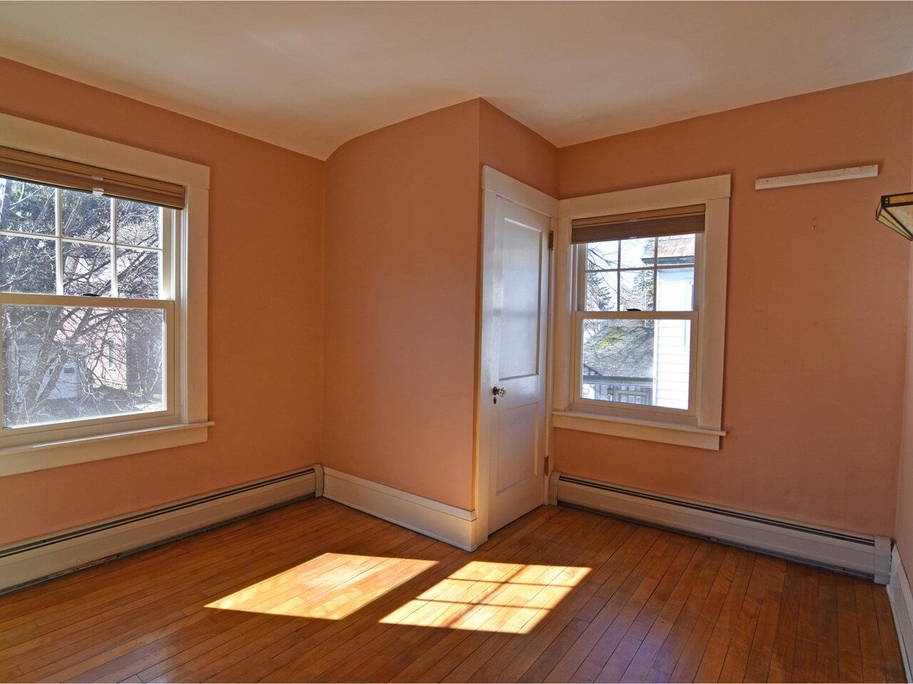 Burlington, Vermont, 05401, United States, 2 Bedrooms Bedrooms, ,2 BathroomsBathrooms,Residential,For Sale,1787470