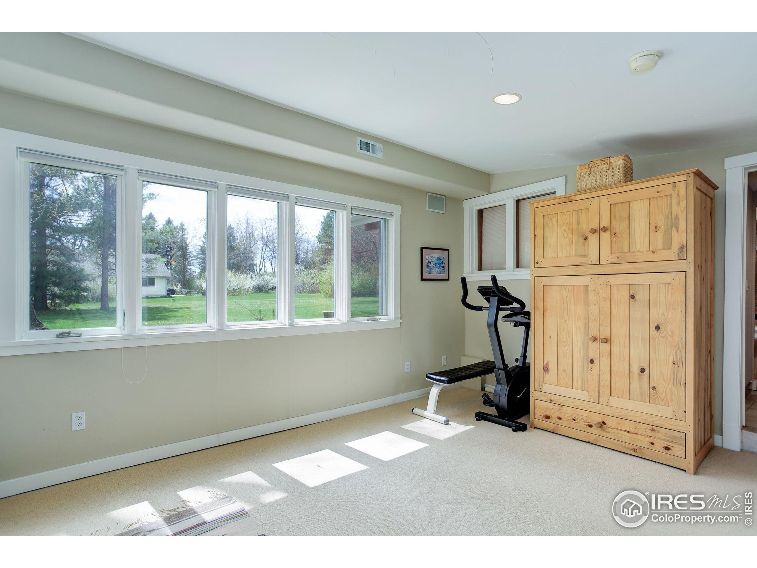 Boulder, Colorado, 80301, United States, 3 Bedrooms Bedrooms, ,1 BathroomBathrooms,Residential,For Sale,1925379